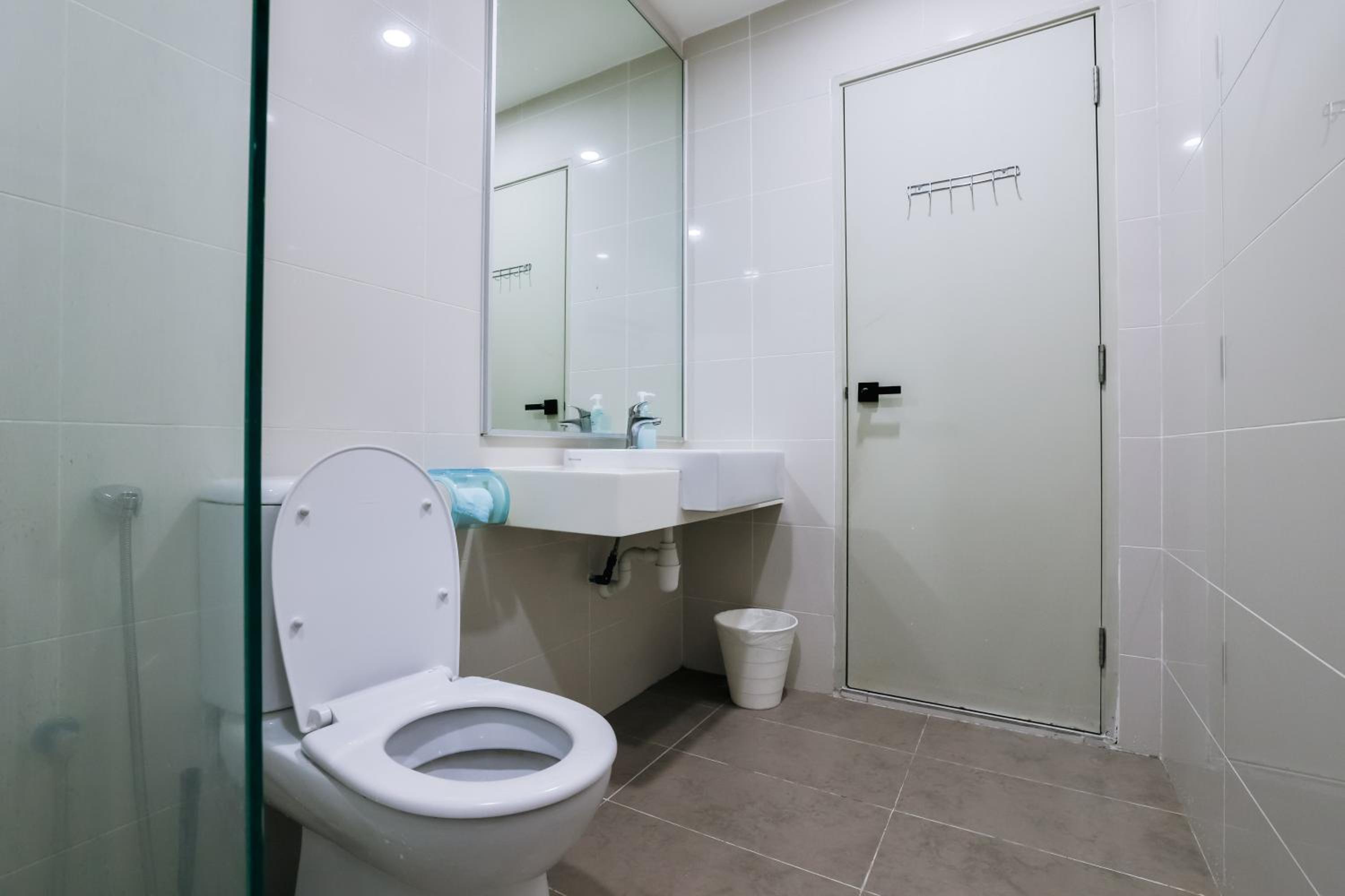 Comfortable 2BR Mosaic Mid Valley Southkey 5-6 Pax
