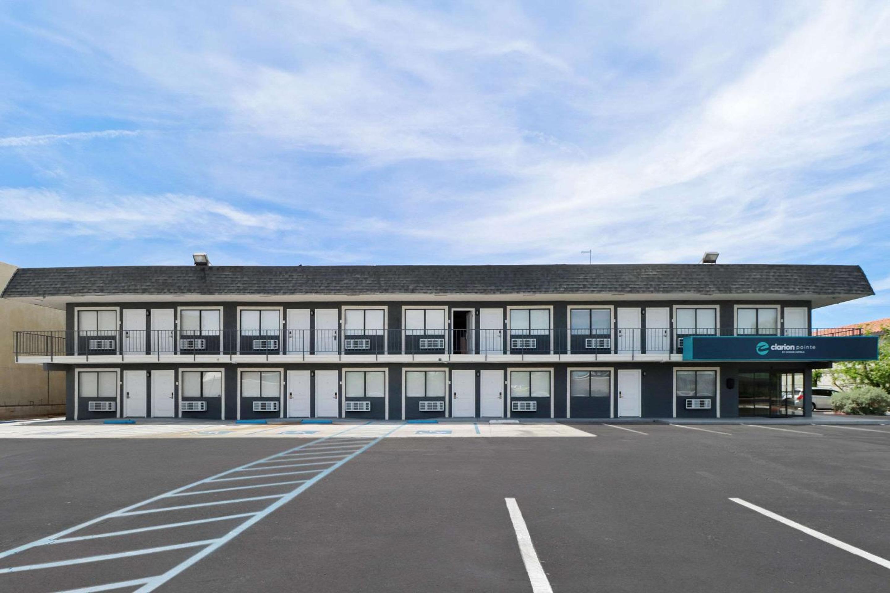Clarion Pointe Ridgecrest near China Lake Naval Station