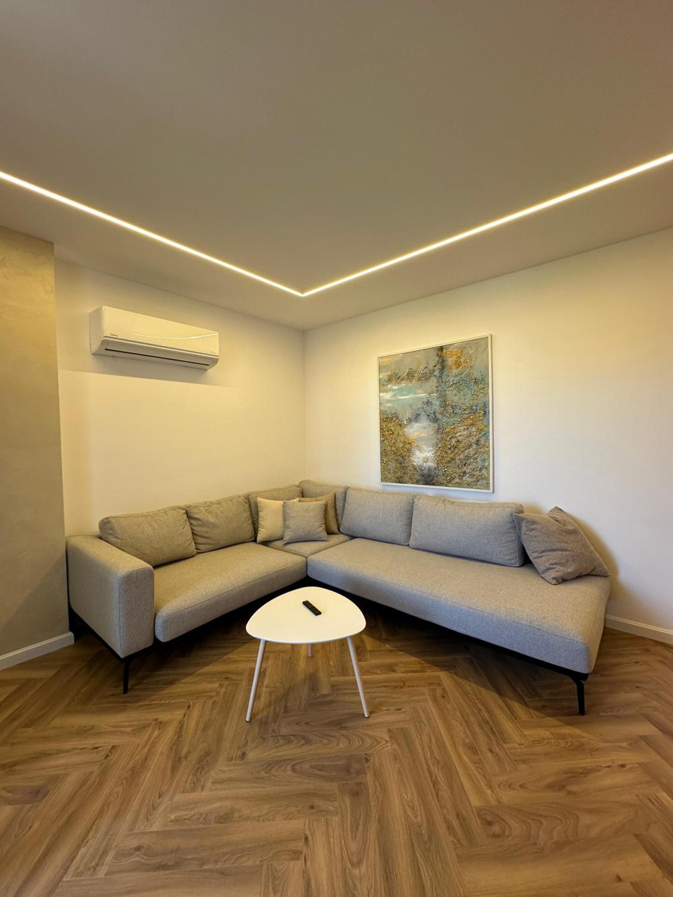 Golden Shore Apartament