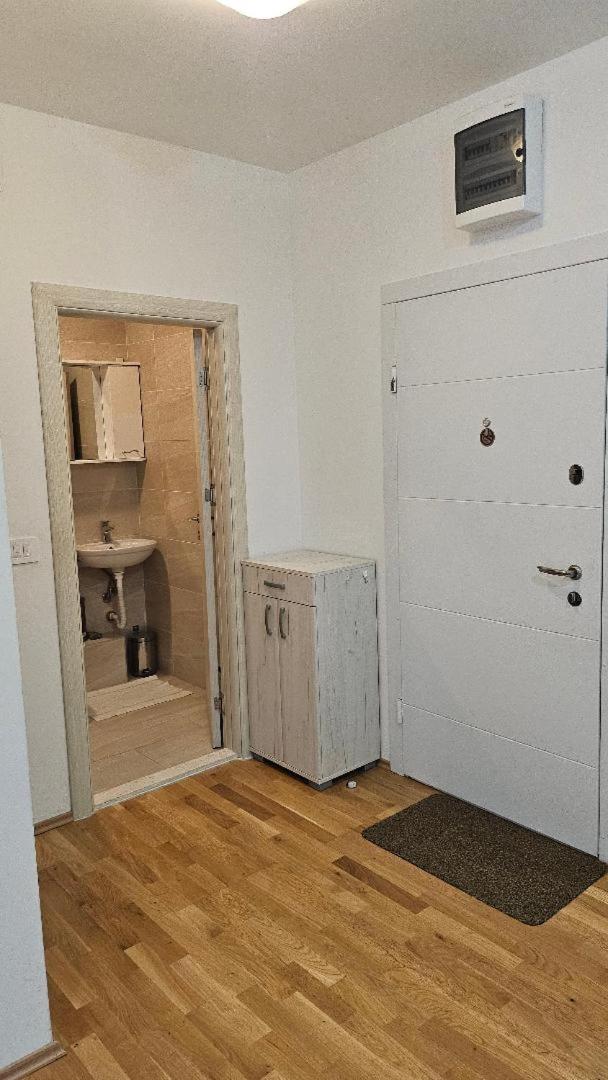 Apartman Budva Podkosljun