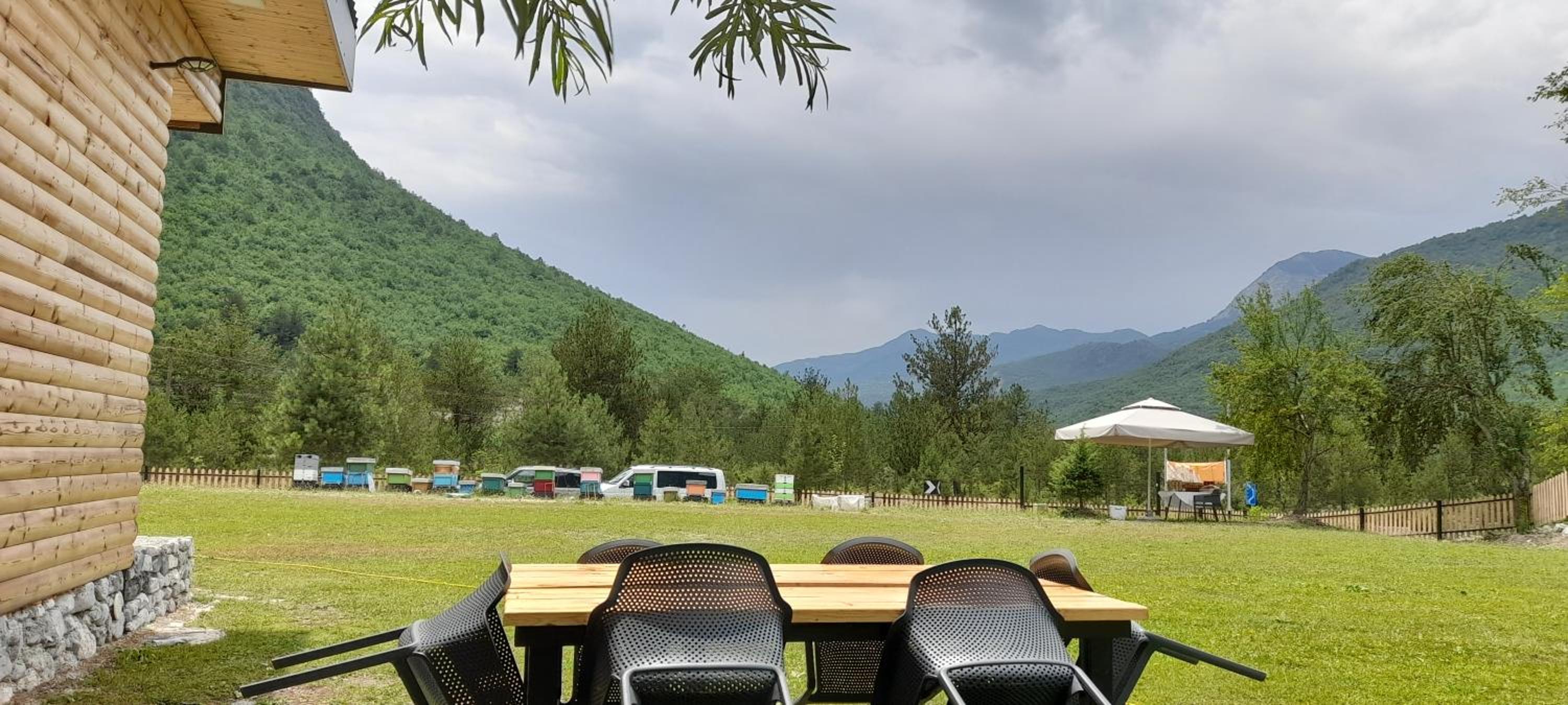 Ferma e bleteve Stomici