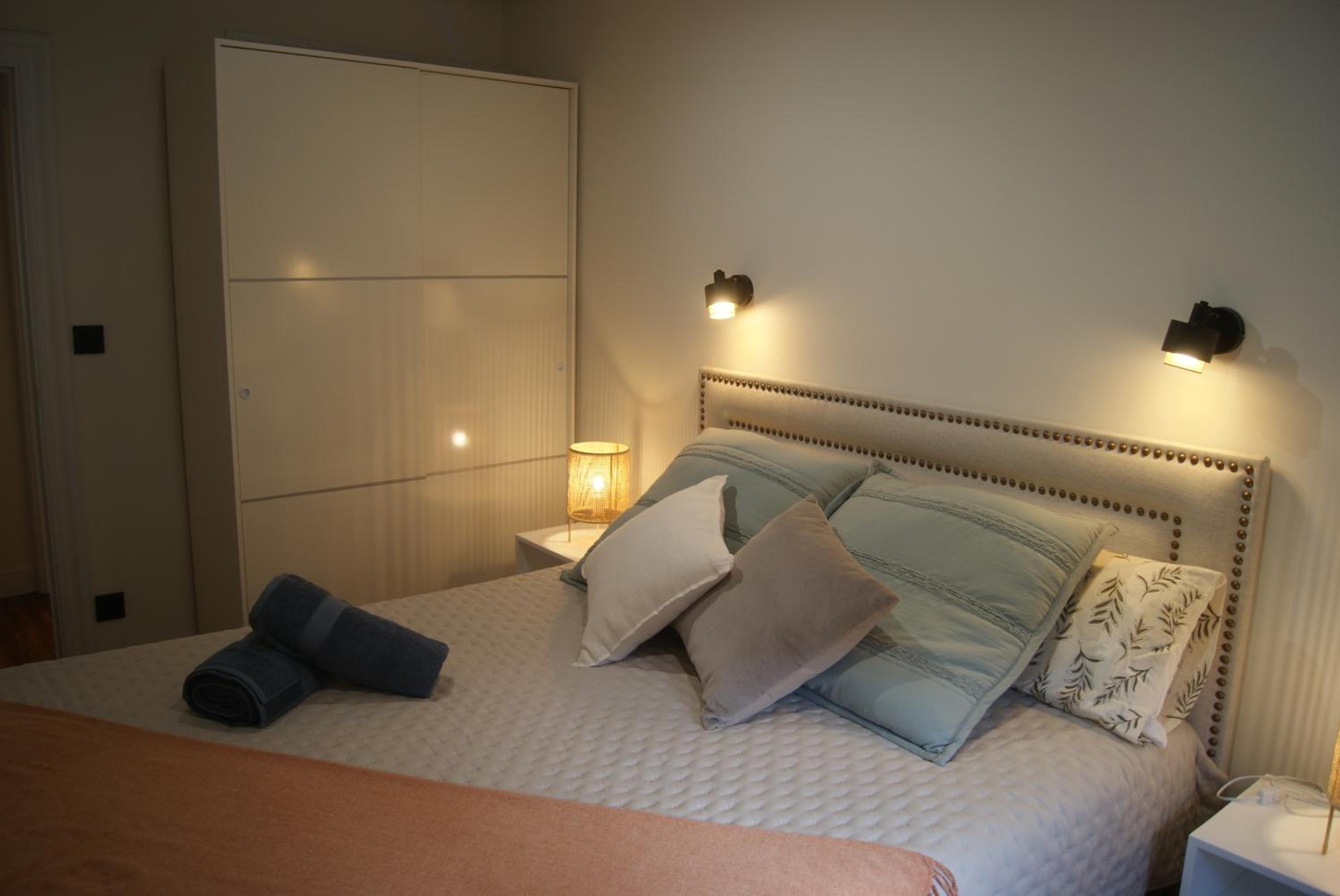 Nuevo, luminoso, reformado, cerca del Casco Viejo