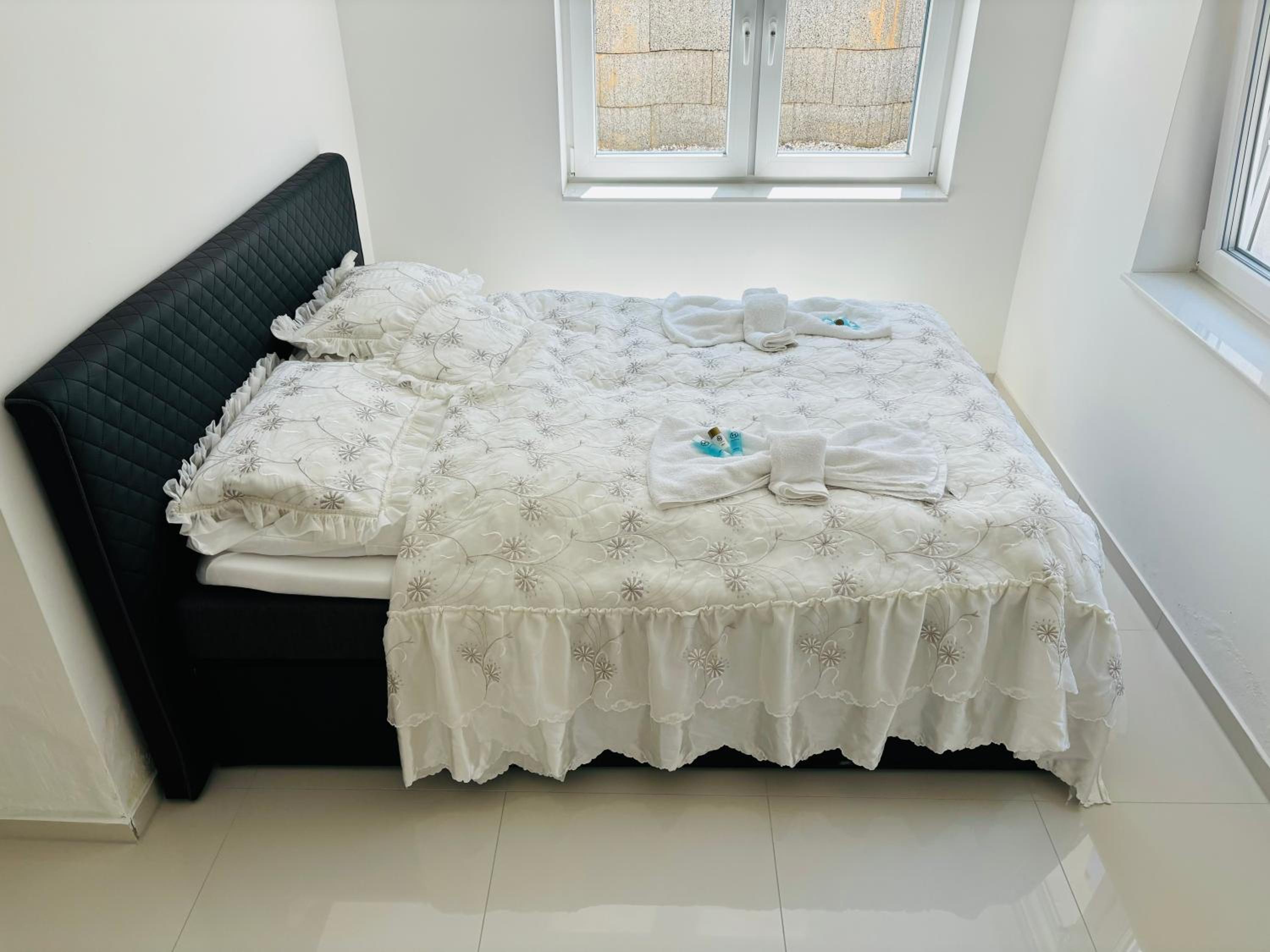 Modern living in Hamburg-Wandsbek SELF CHECK-IN 2x Schlafzimmer 1x Schlafsofa
