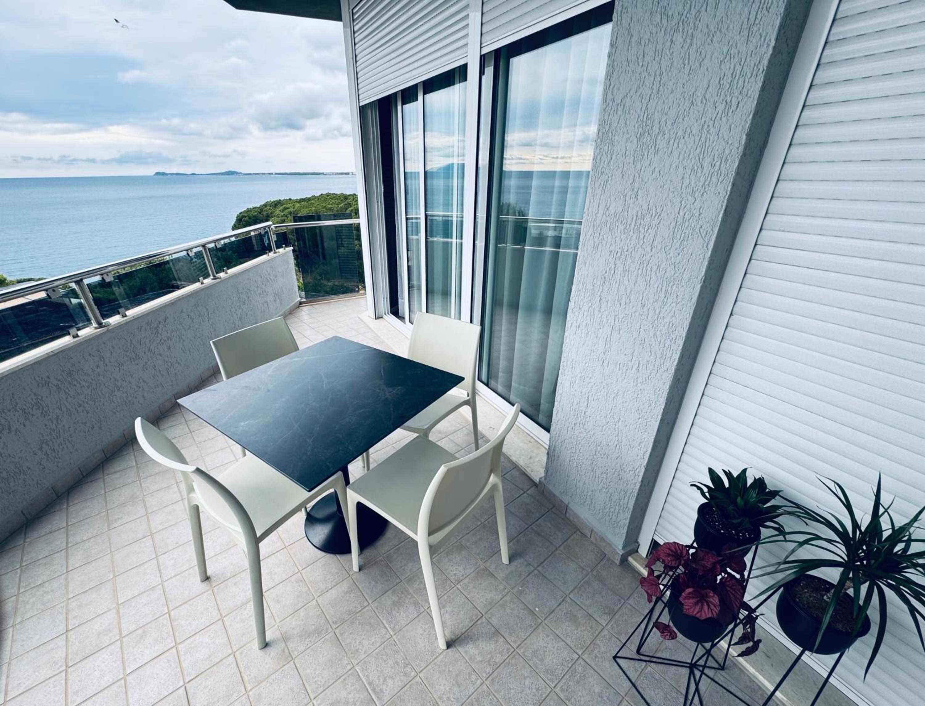 Blue Infinity Apartment