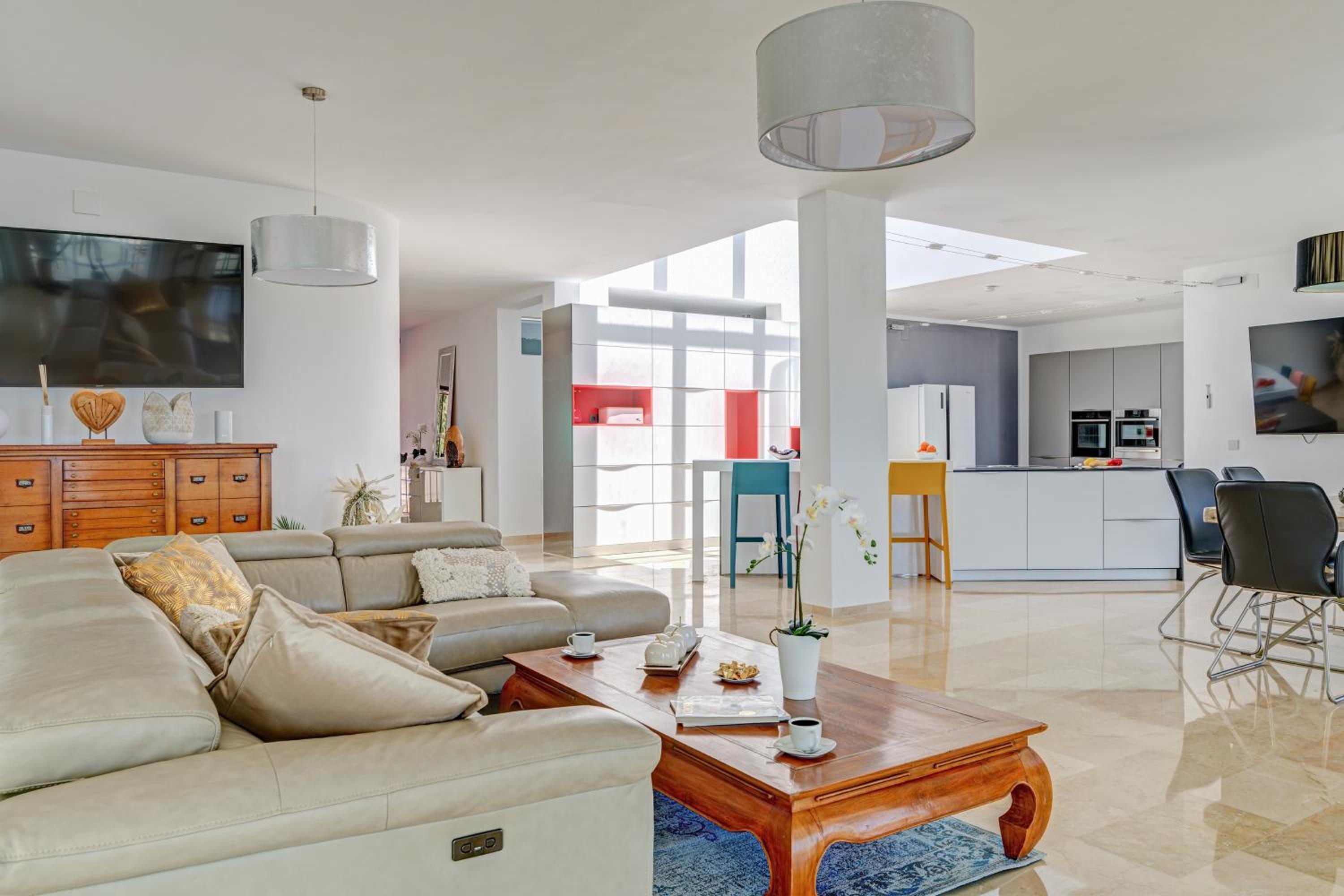Villa Vista Verde Mijas Golf - Luxury with Optional heated pool & jacuzzi