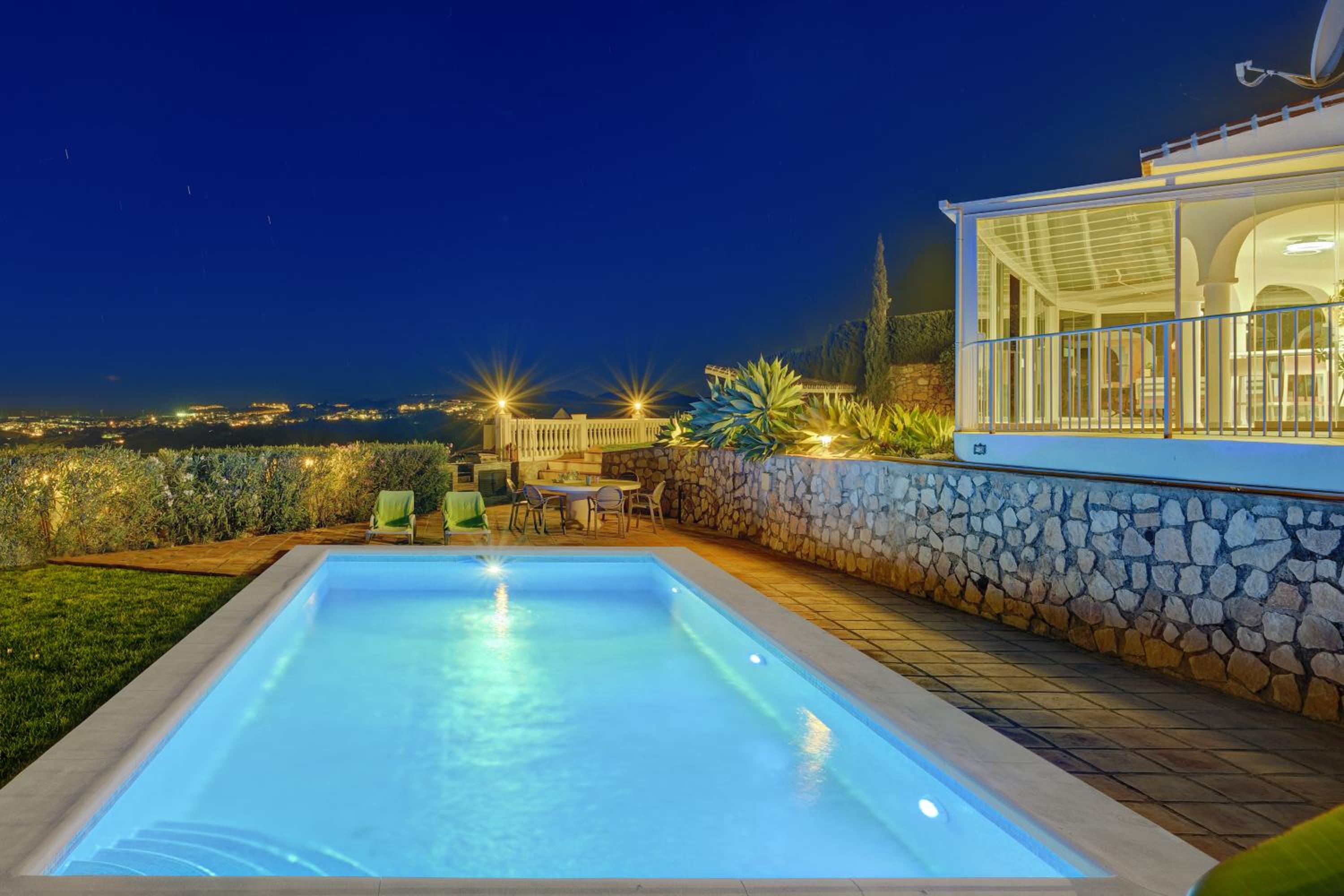 Villa Vista Verde Mijas Golf - Luxury with Optional heated pool & jacuzzi