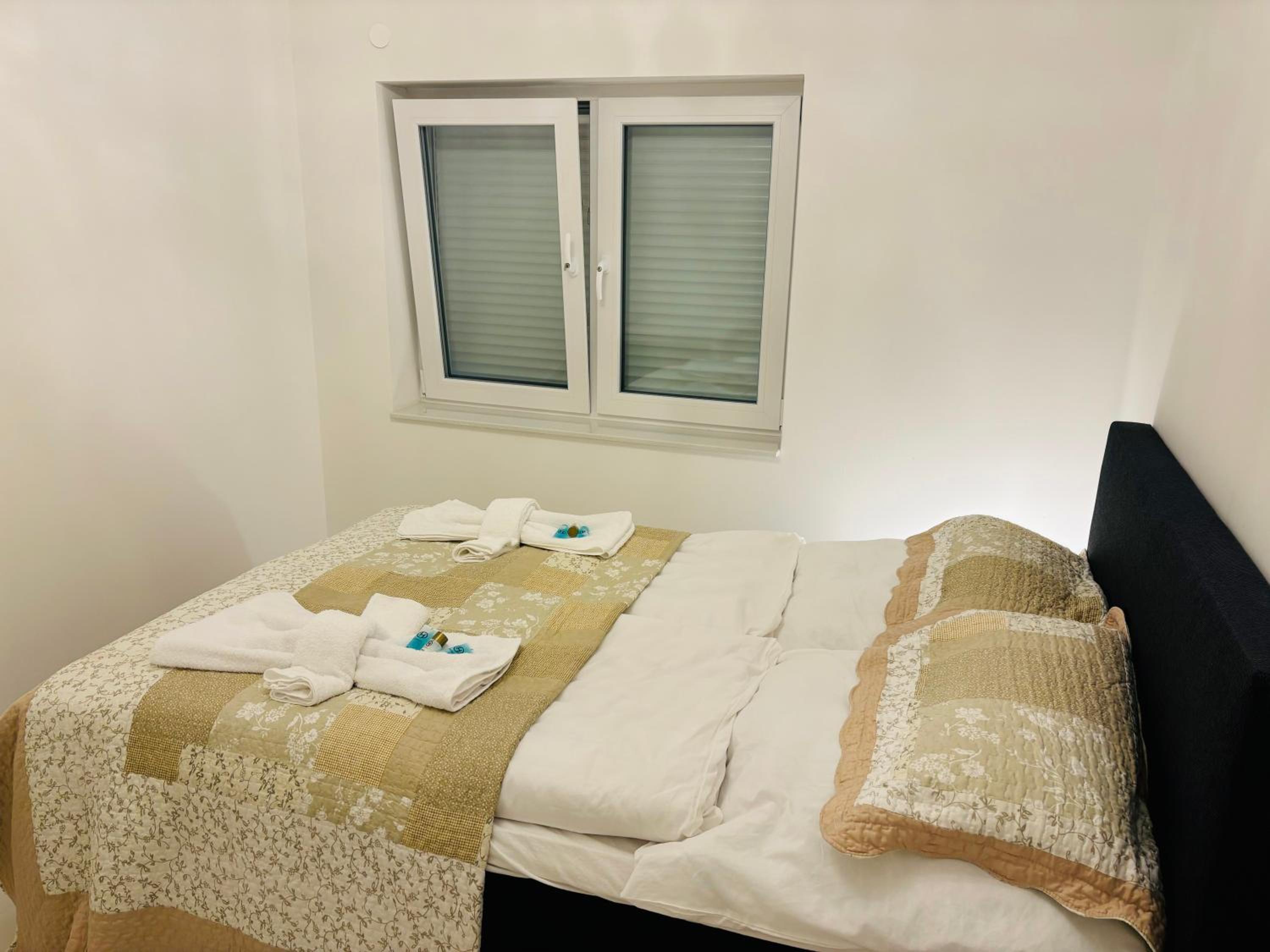 Modern living in Hamburg-Wandsbek SELF CHECK-IN 2x Schlafzimmer 1x Schlafsofa