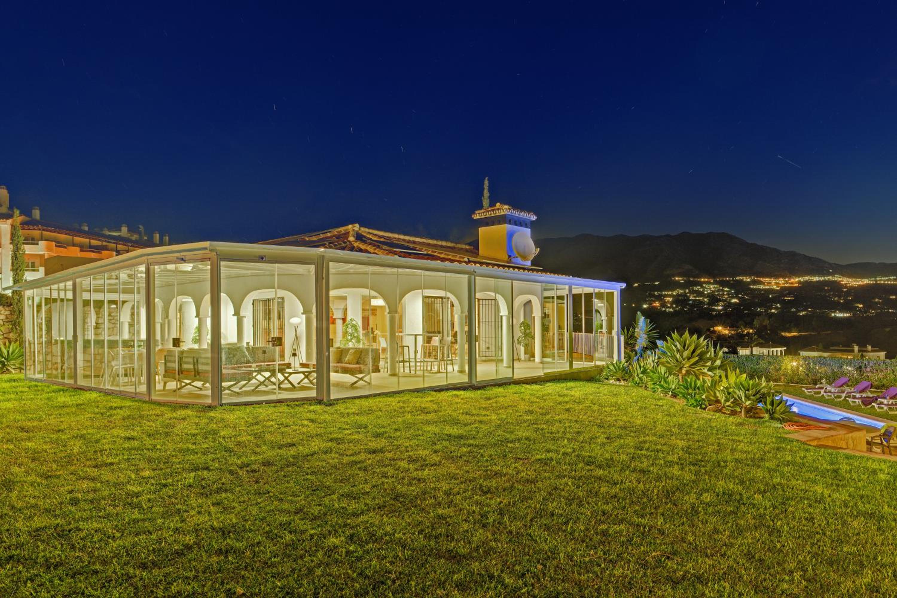 Villa Vista Verde Mijas Golf - Luxury with Optional heated pool & jacuzzi