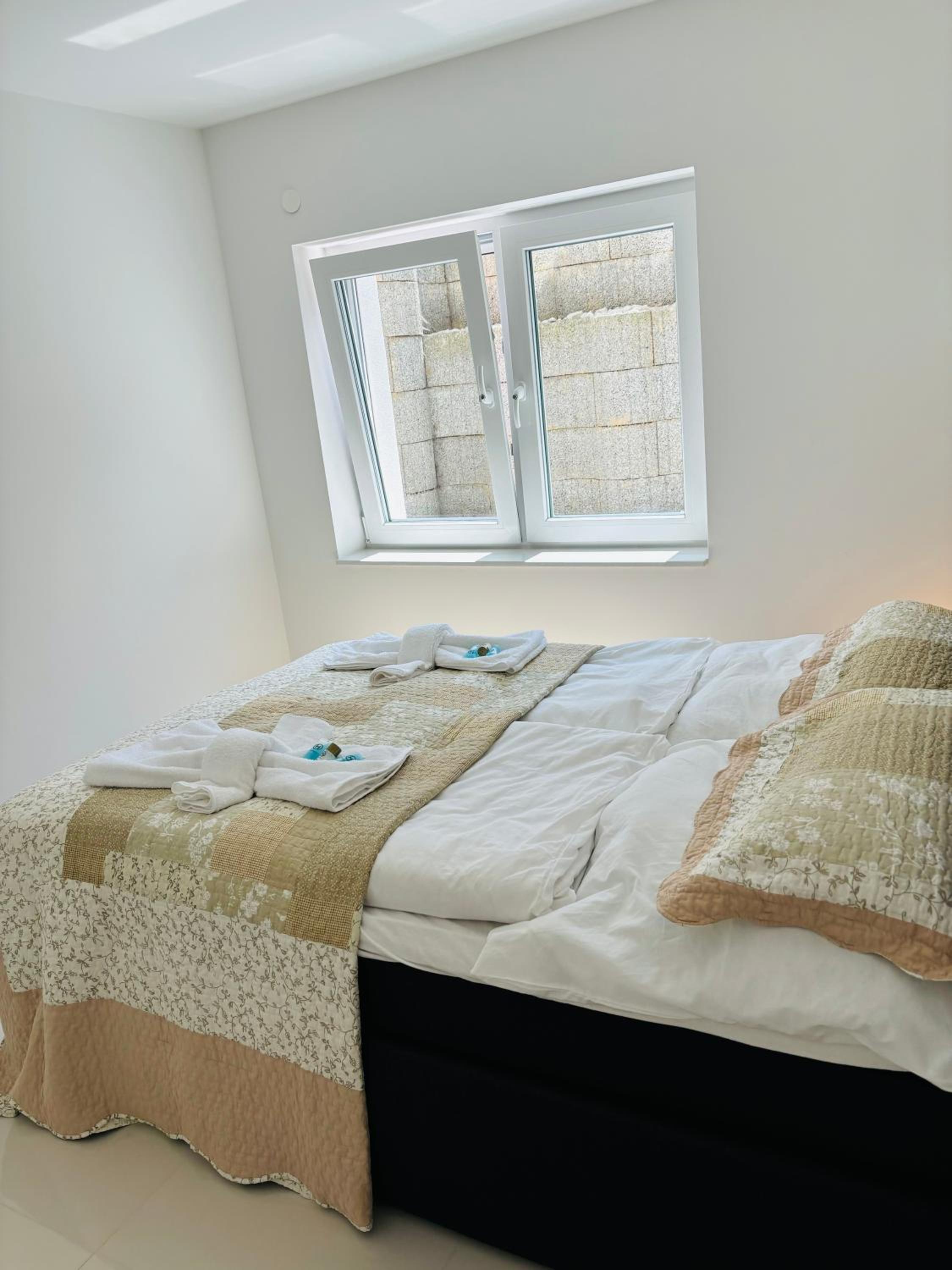 Modern living in Hamburg-Wandsbek SELF CHECK-IN 2x Schlafzimmer 1x Schlafsofa