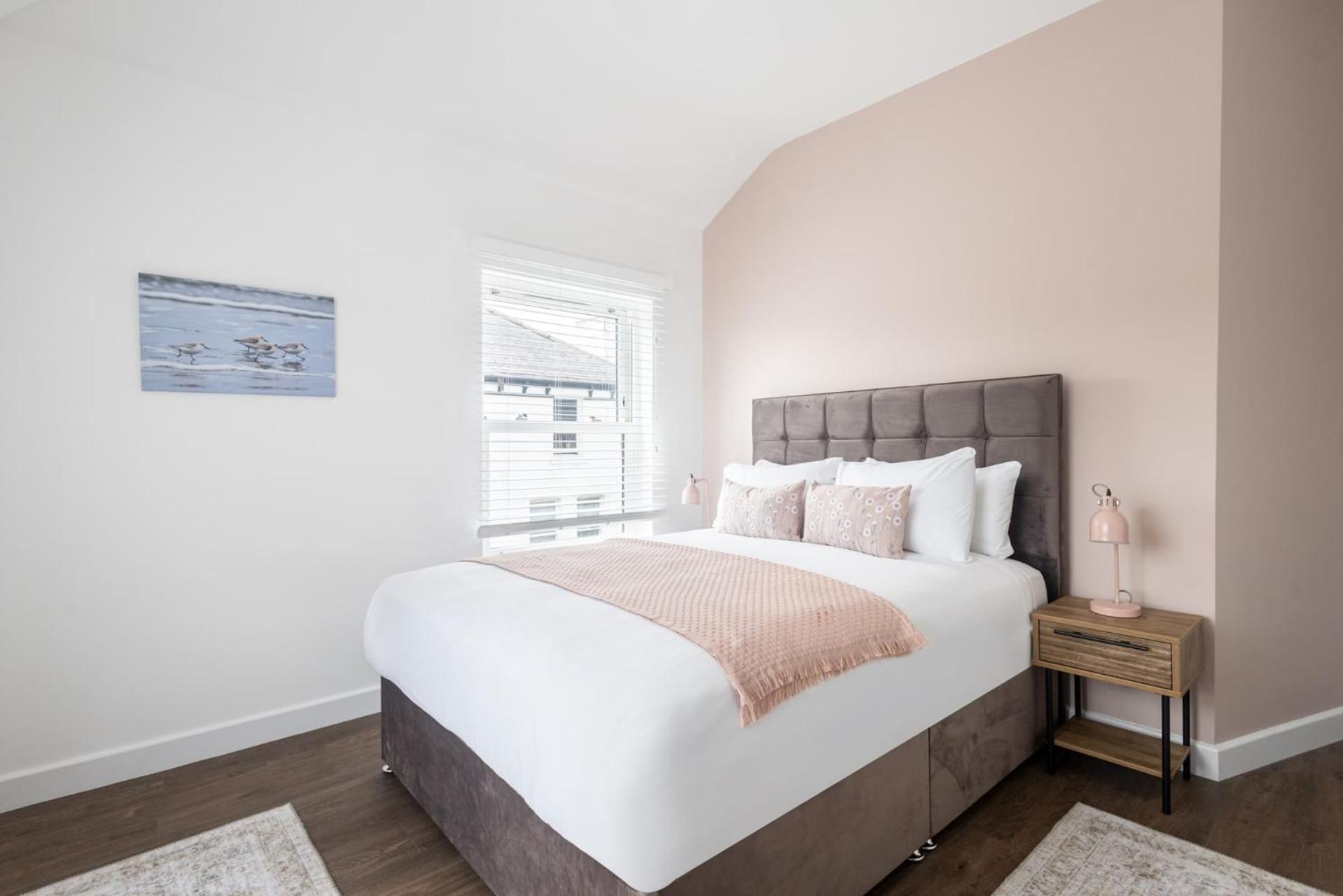 Host & Stay - Sanderling Chase view 2