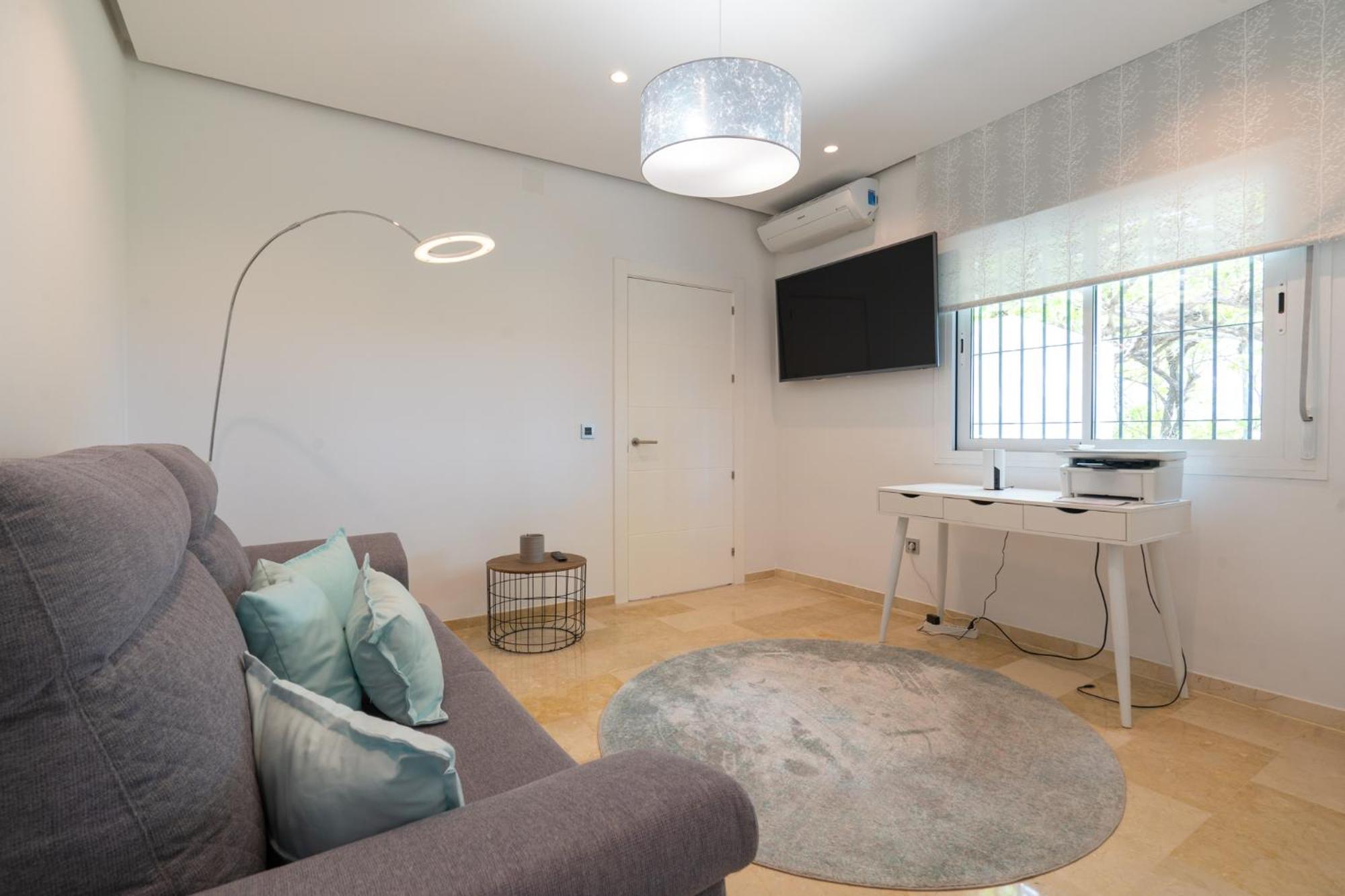 Villa Vista Verde Mijas Golf - Luxury with Optional heated pool & jacuzzi