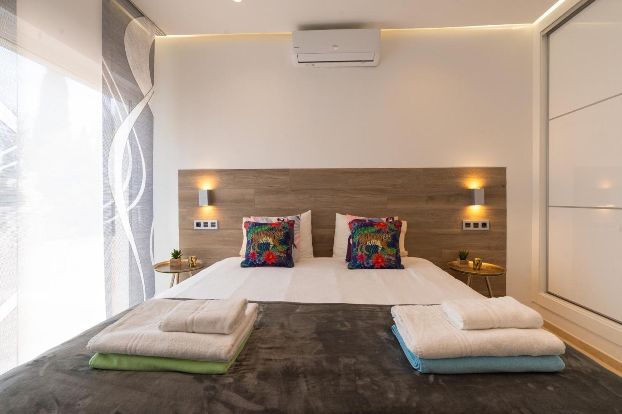Villa Vista Verde Mijas Golf - Luxury with Optional heated pool & jacuzzi