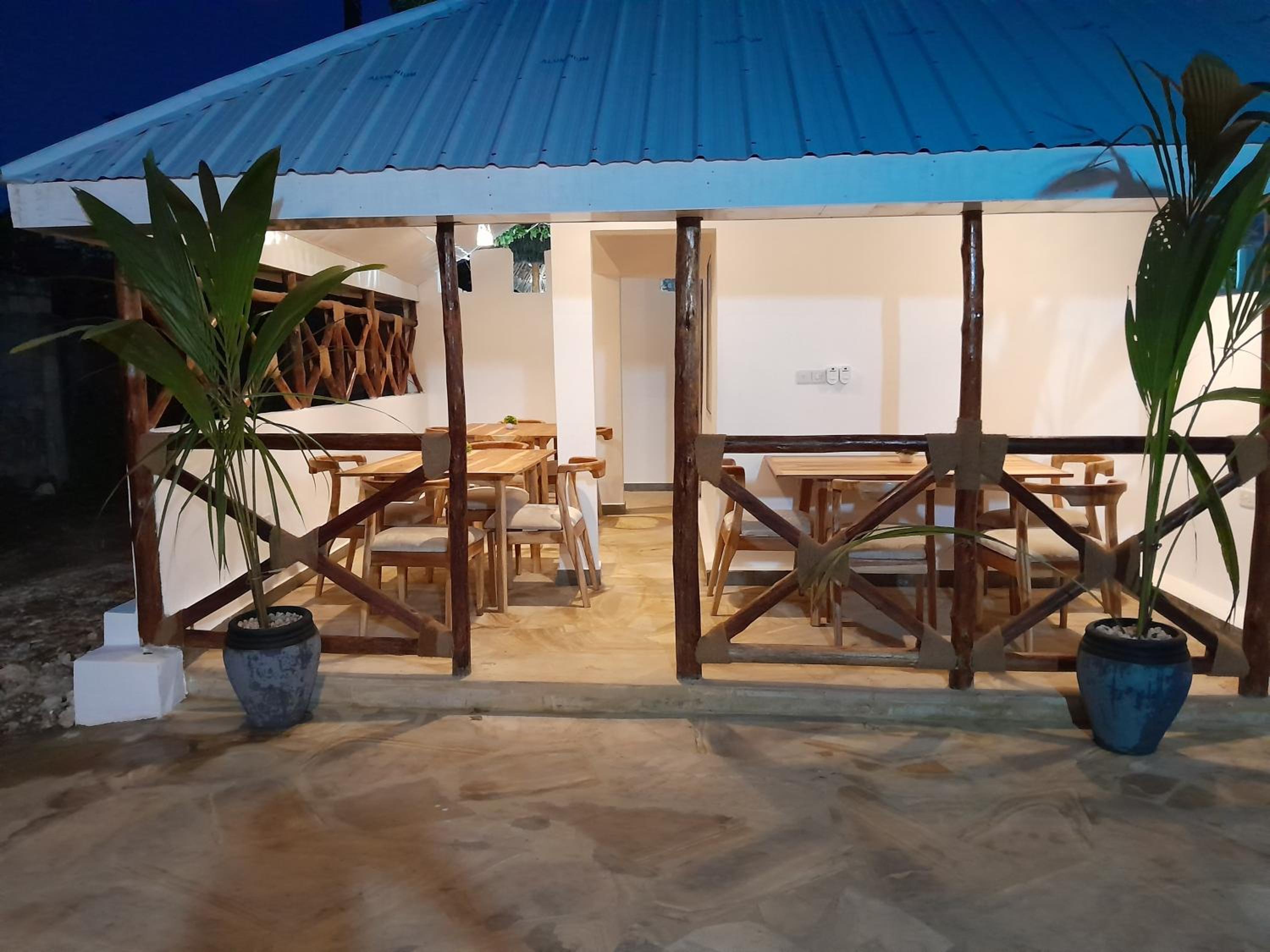 Diamond White Resort