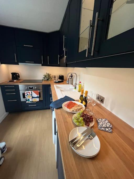 Elegant Flat in Oxford Center with Parking view 5