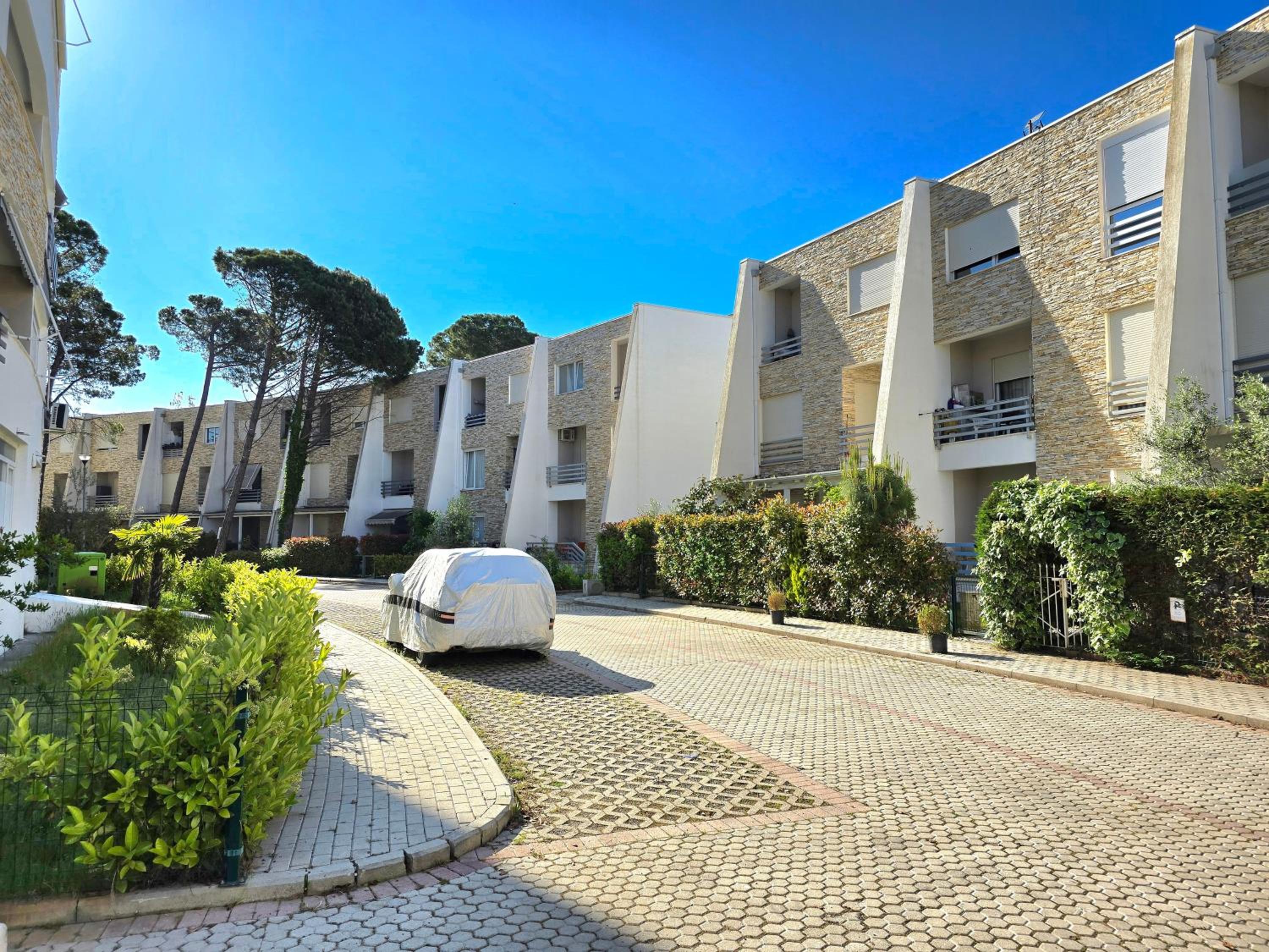 Sunny Beach Apartments - 126