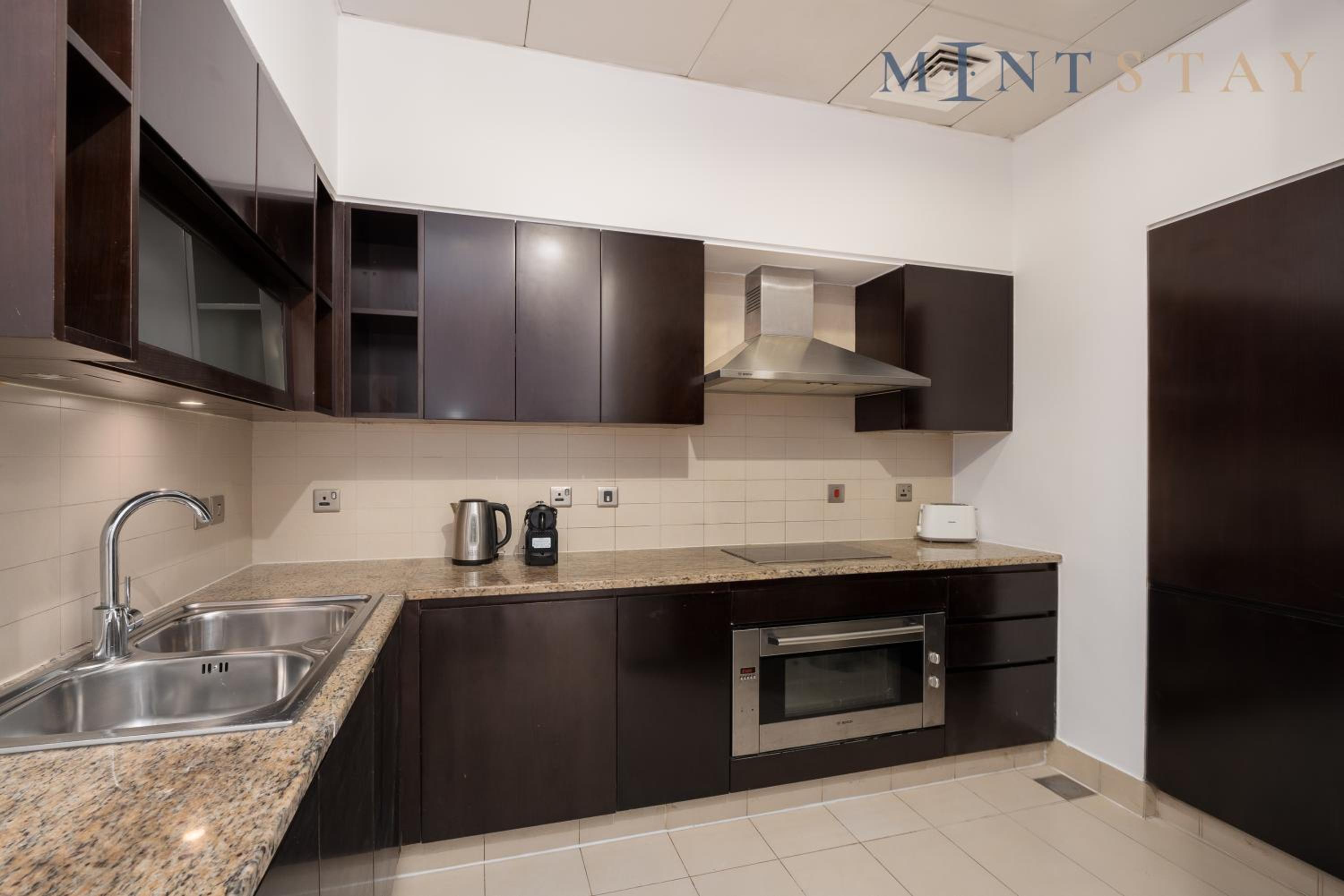 Tiara Beach Residences, Palm Jumeirah Dubai - Mint Stay