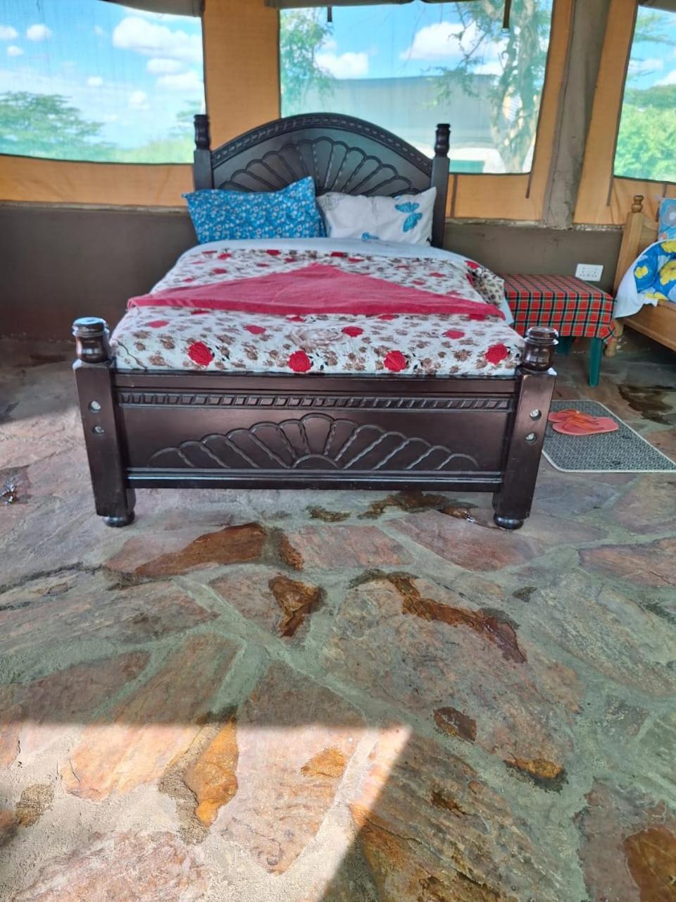 Oloirien tented camp