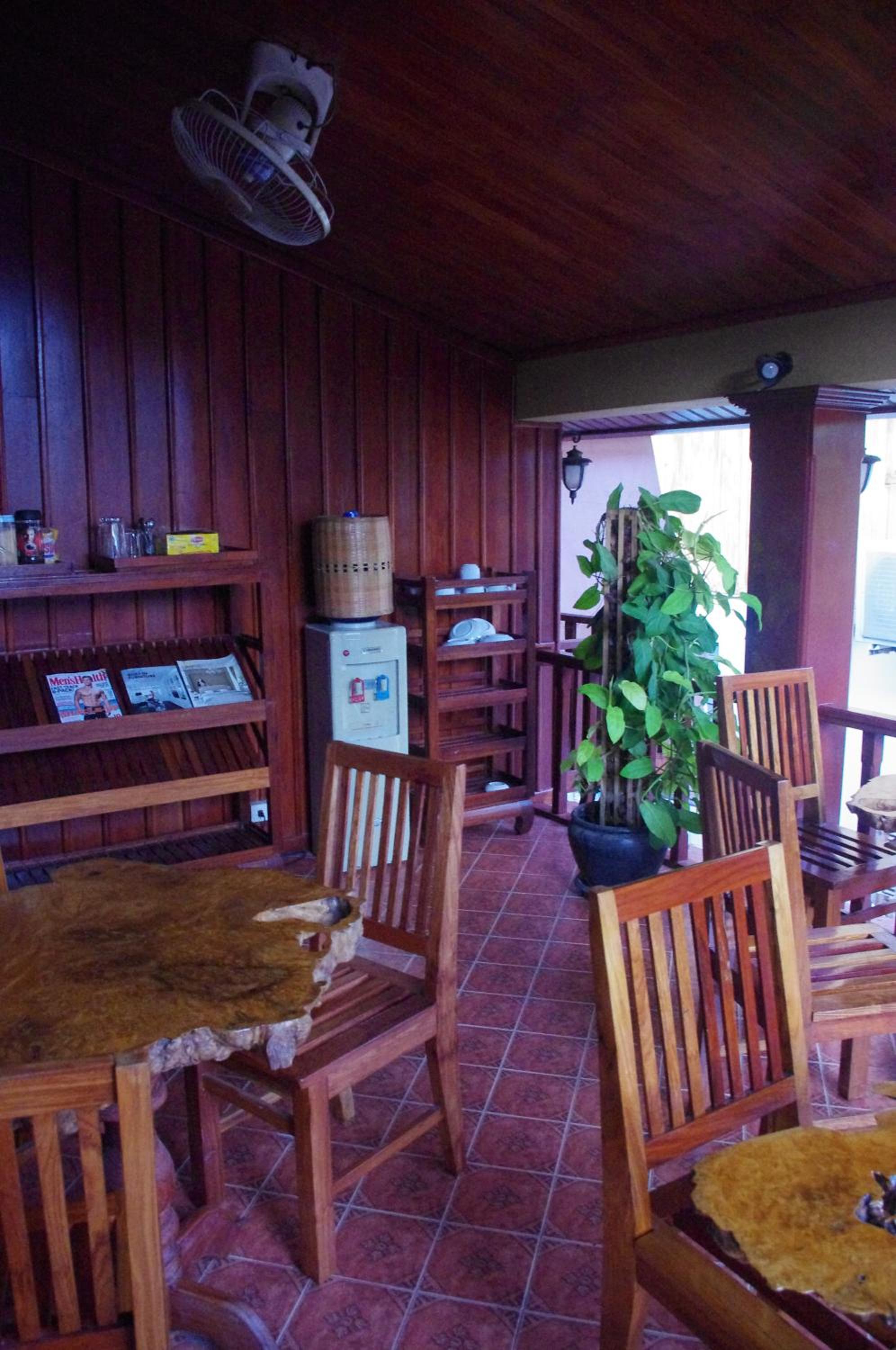 Apple Guesthouse