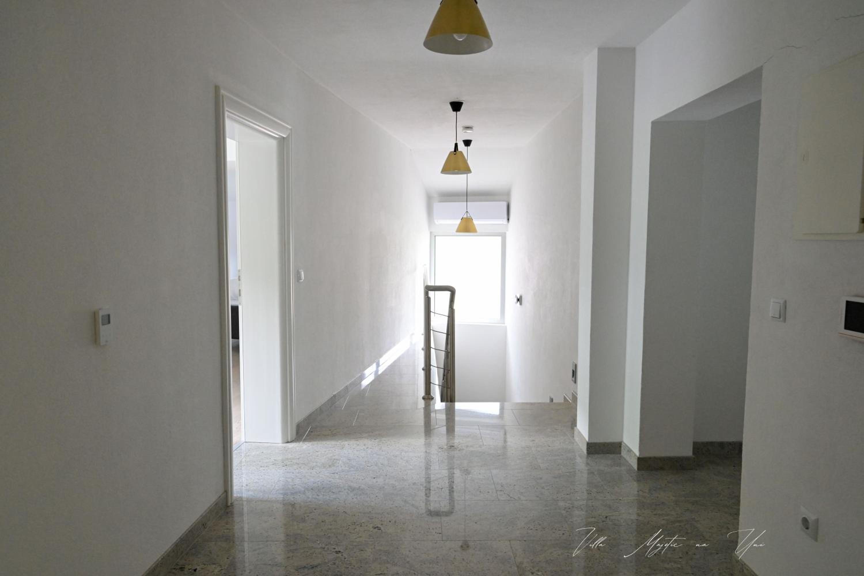 Villa Majetic na Uni