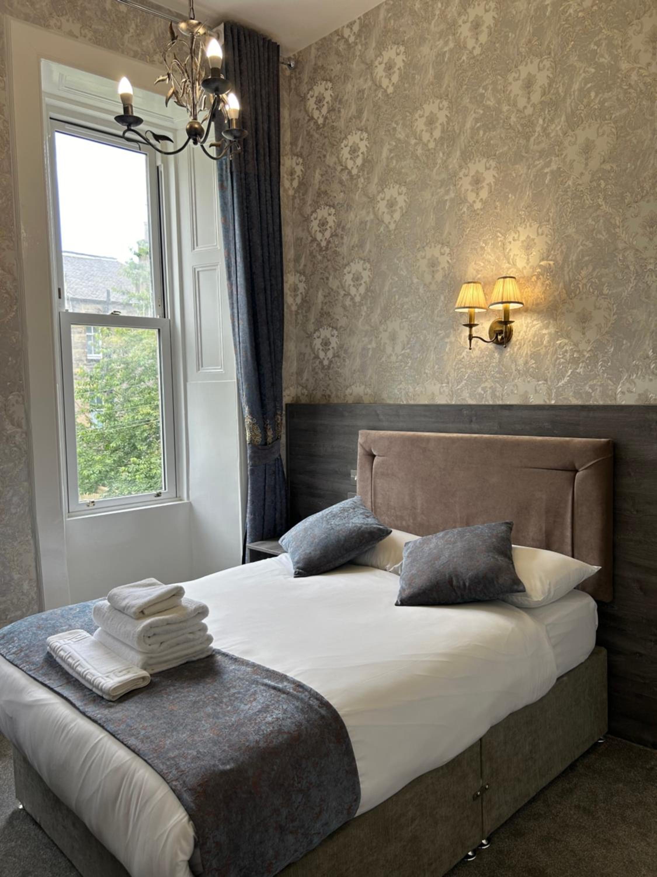 Arrandale Guest House