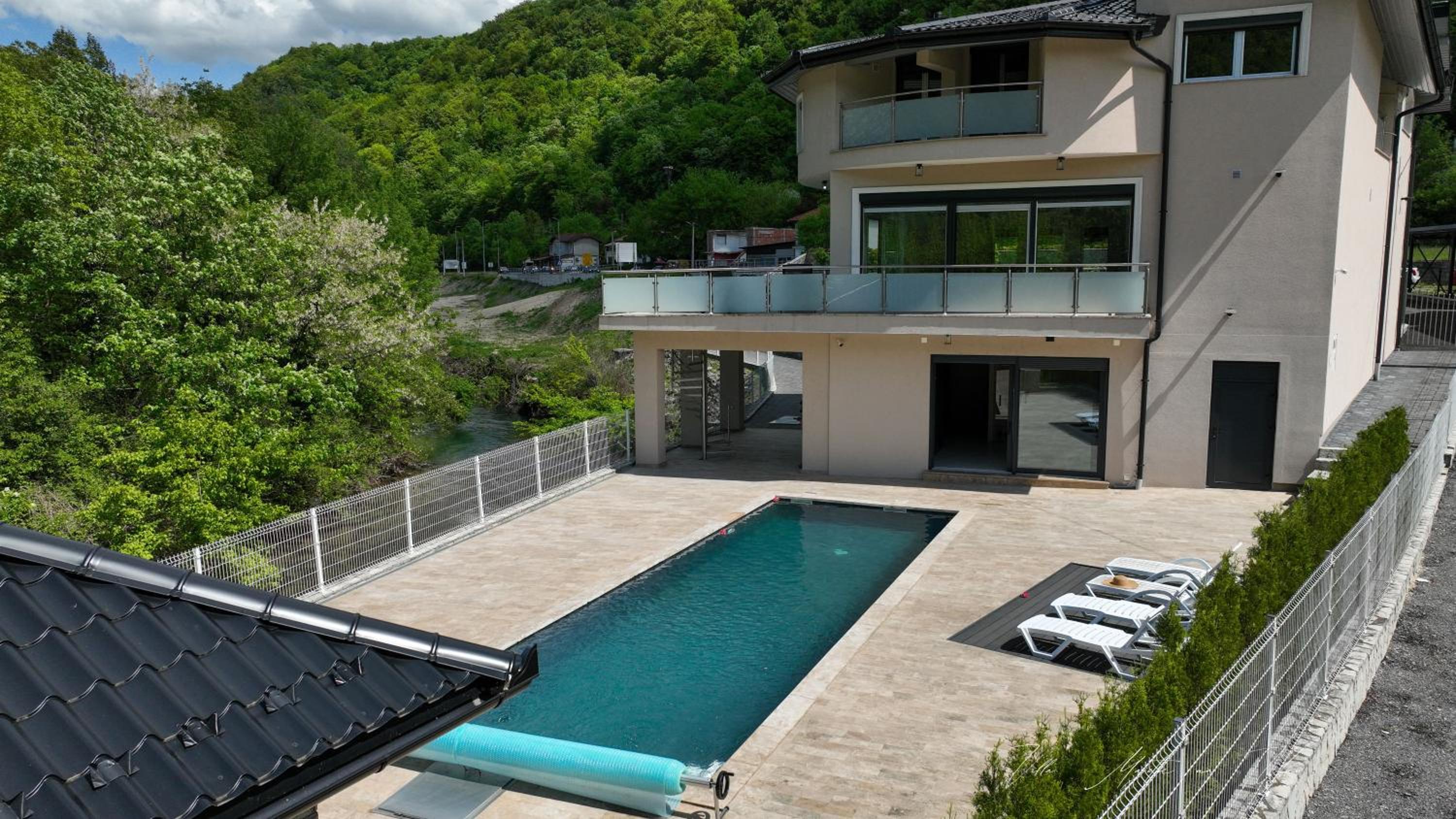 Villa Majetic na Uni
