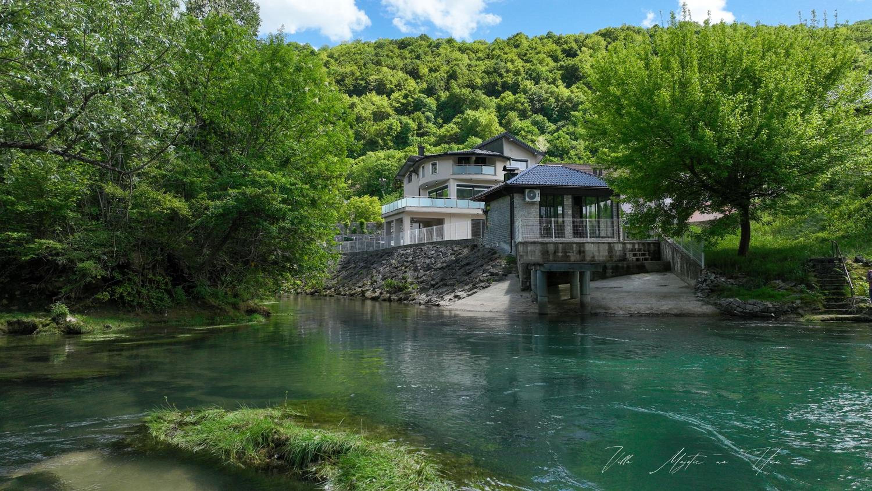 Villa Majetic na Uni