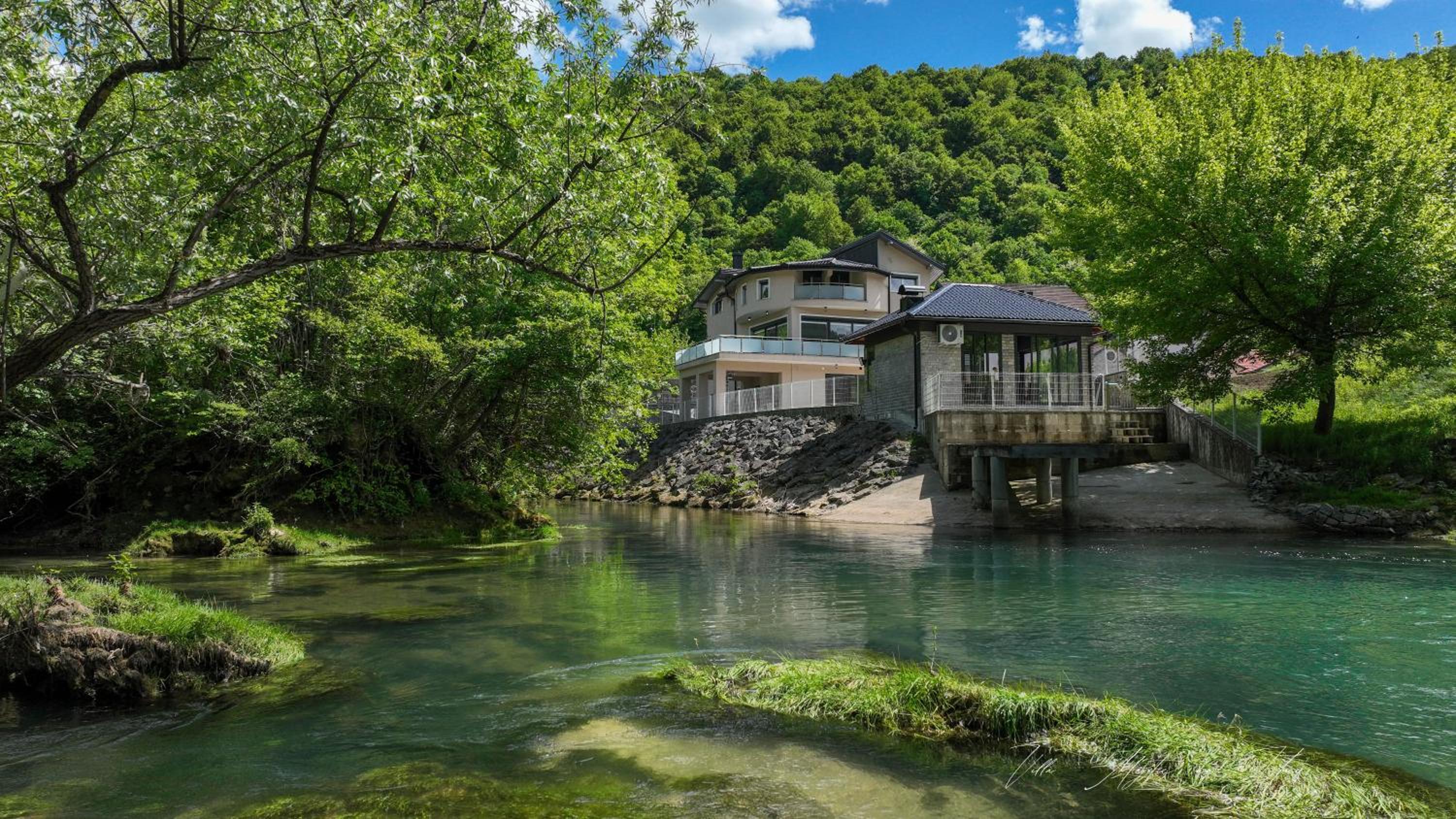 Villa Majetic na Uni