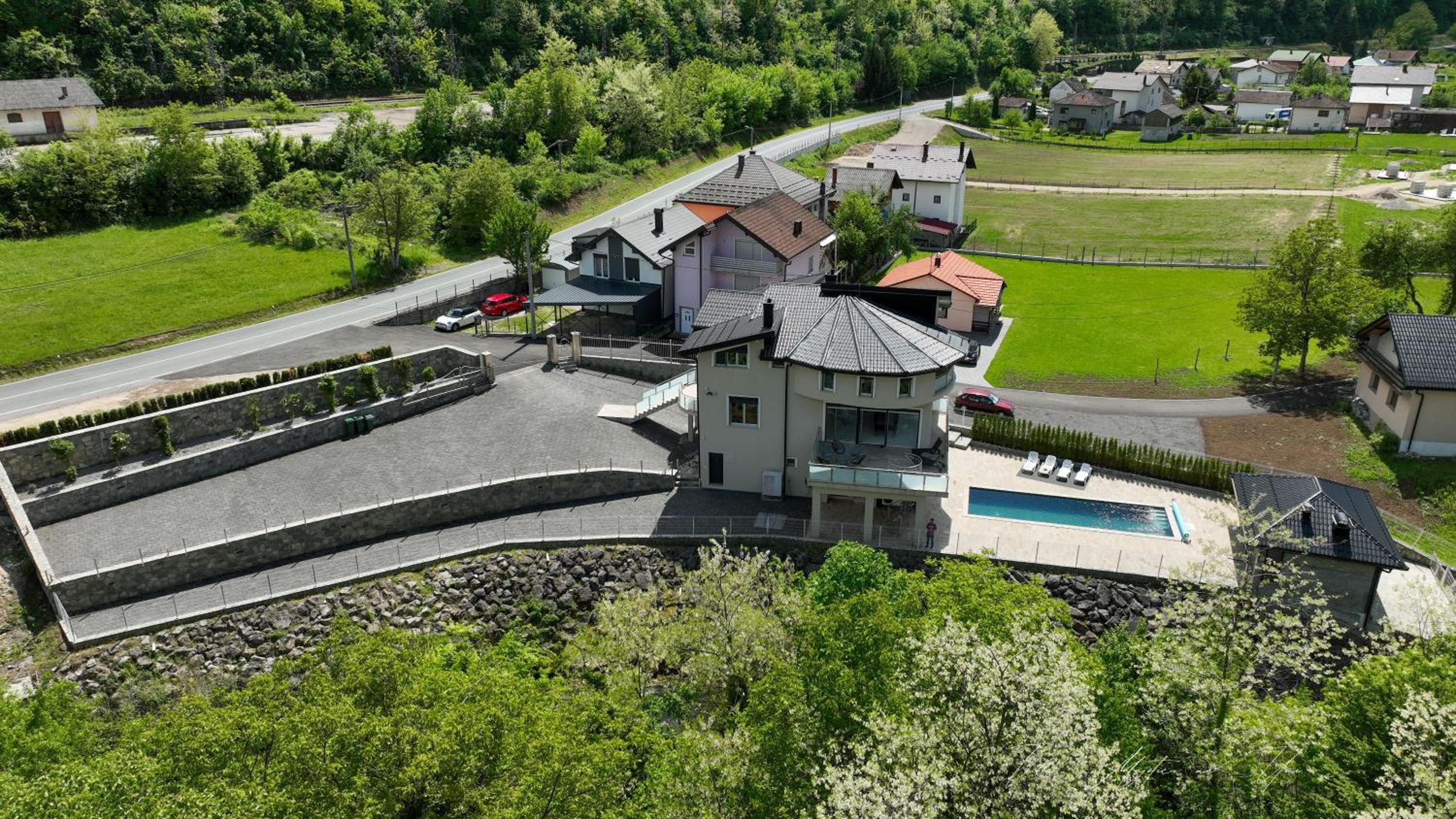 Villa Majetic na Uni