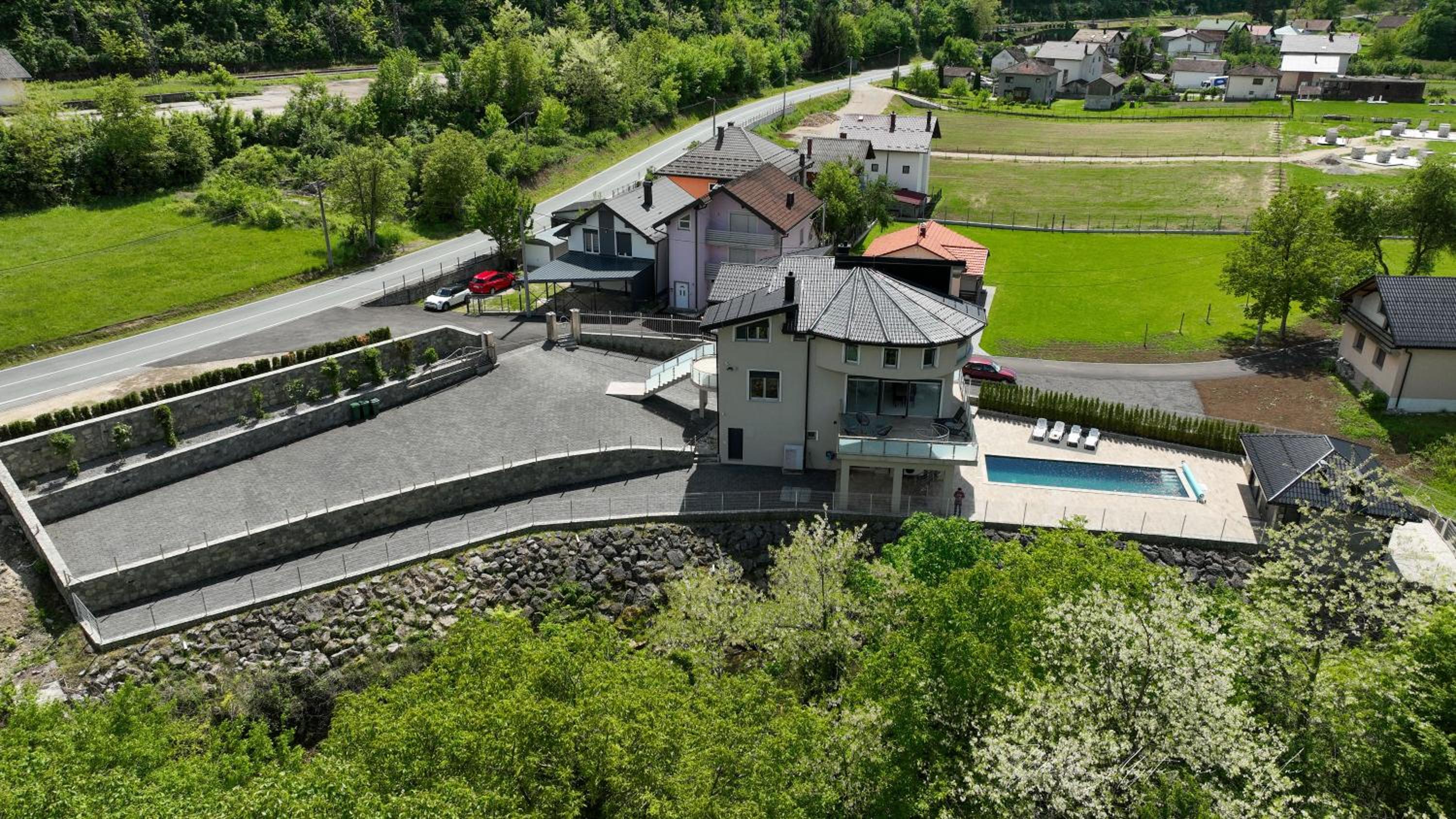 Villa Majetic na Uni