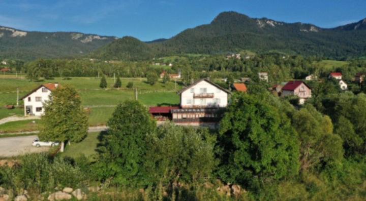 Restora Točak Mokro Rooms