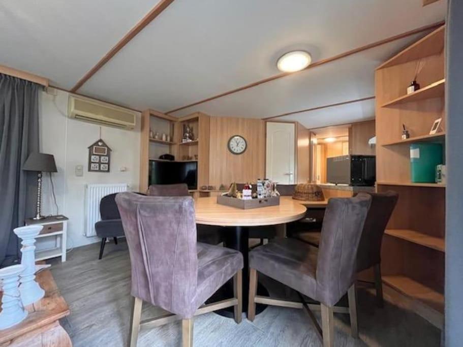 Gezellig 4-Persoons Chalet met Sfeervolle Tuin view 4