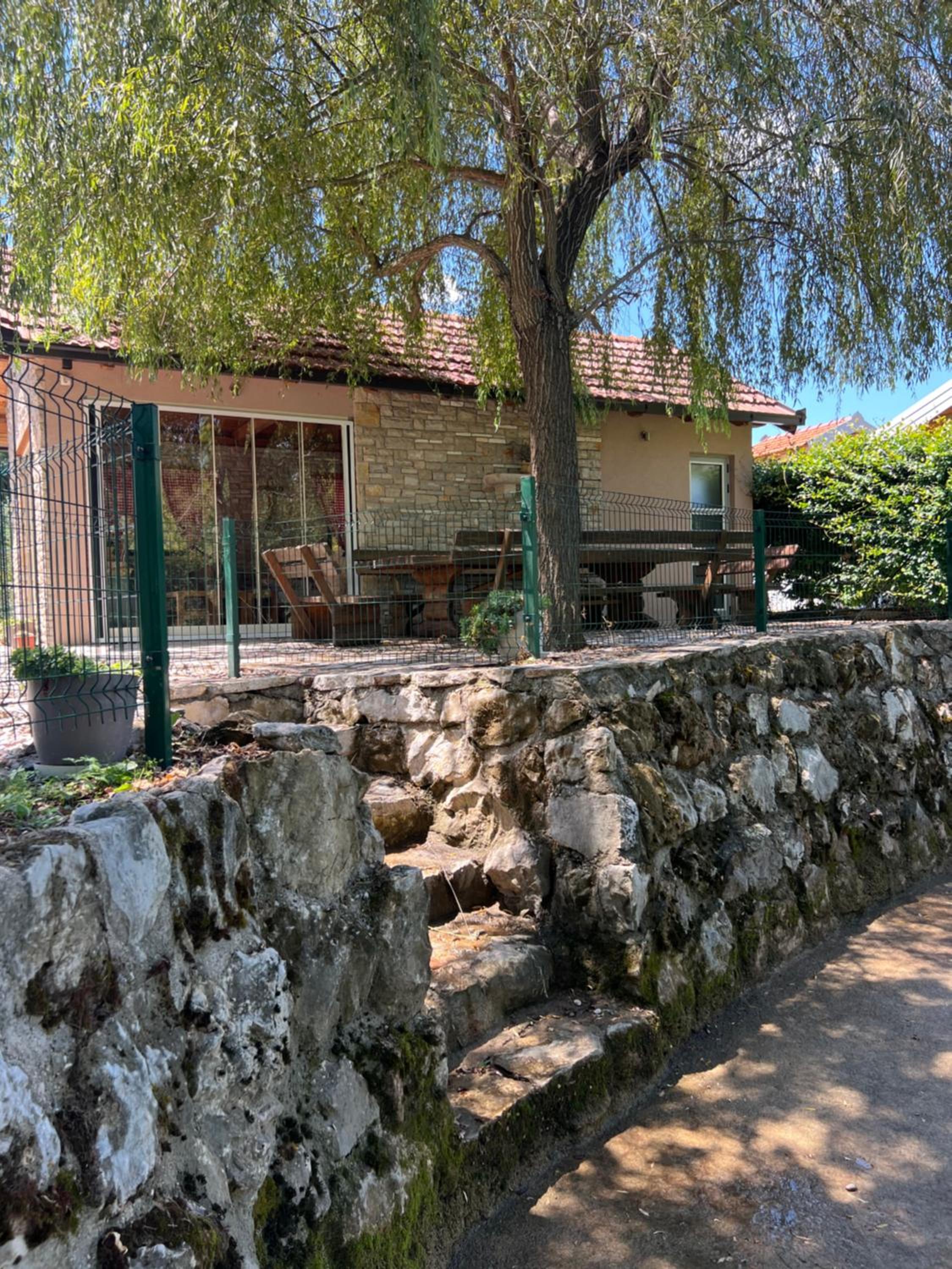 Kamena Kuća