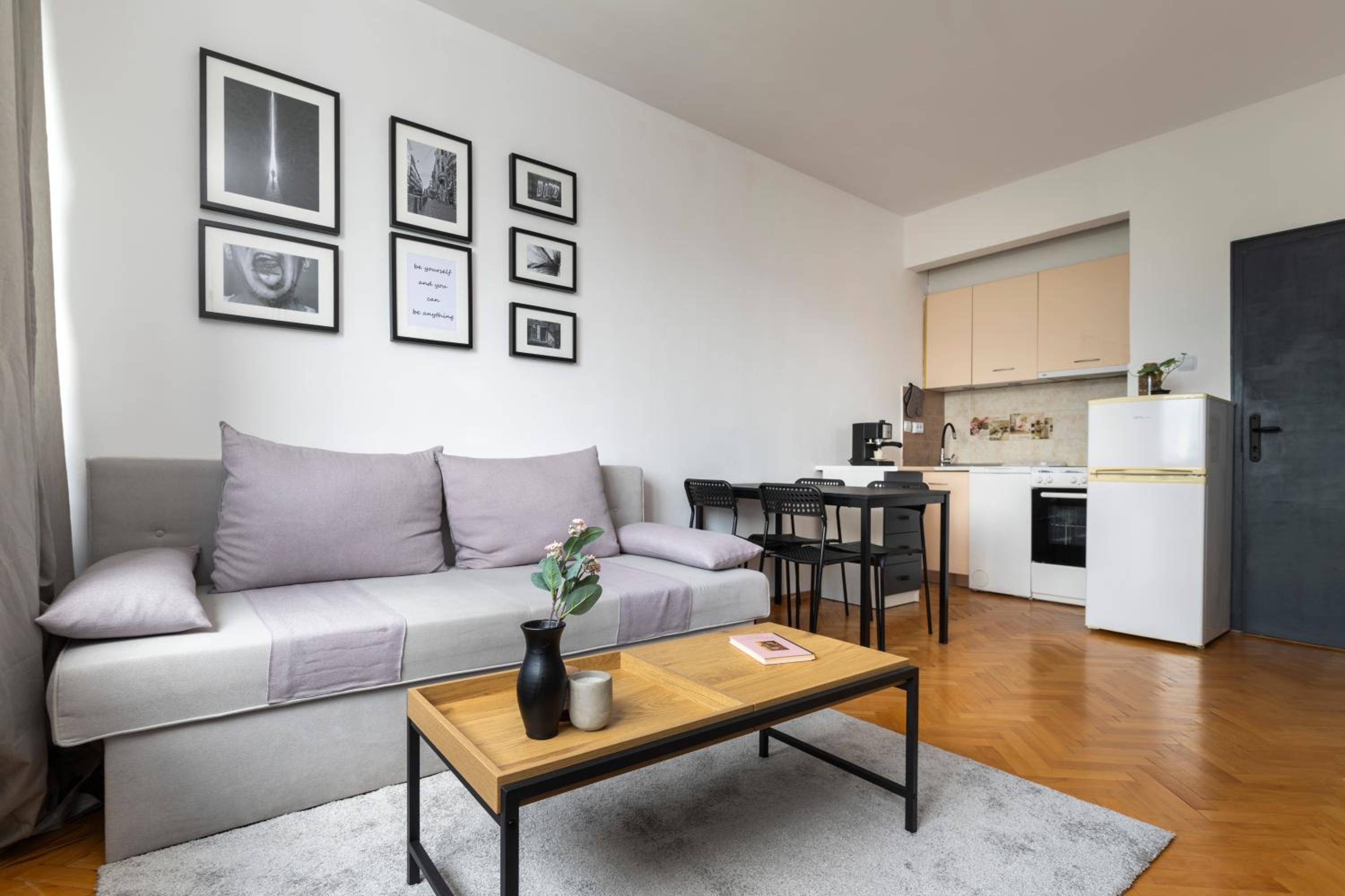Black Peak Panorama central apartment