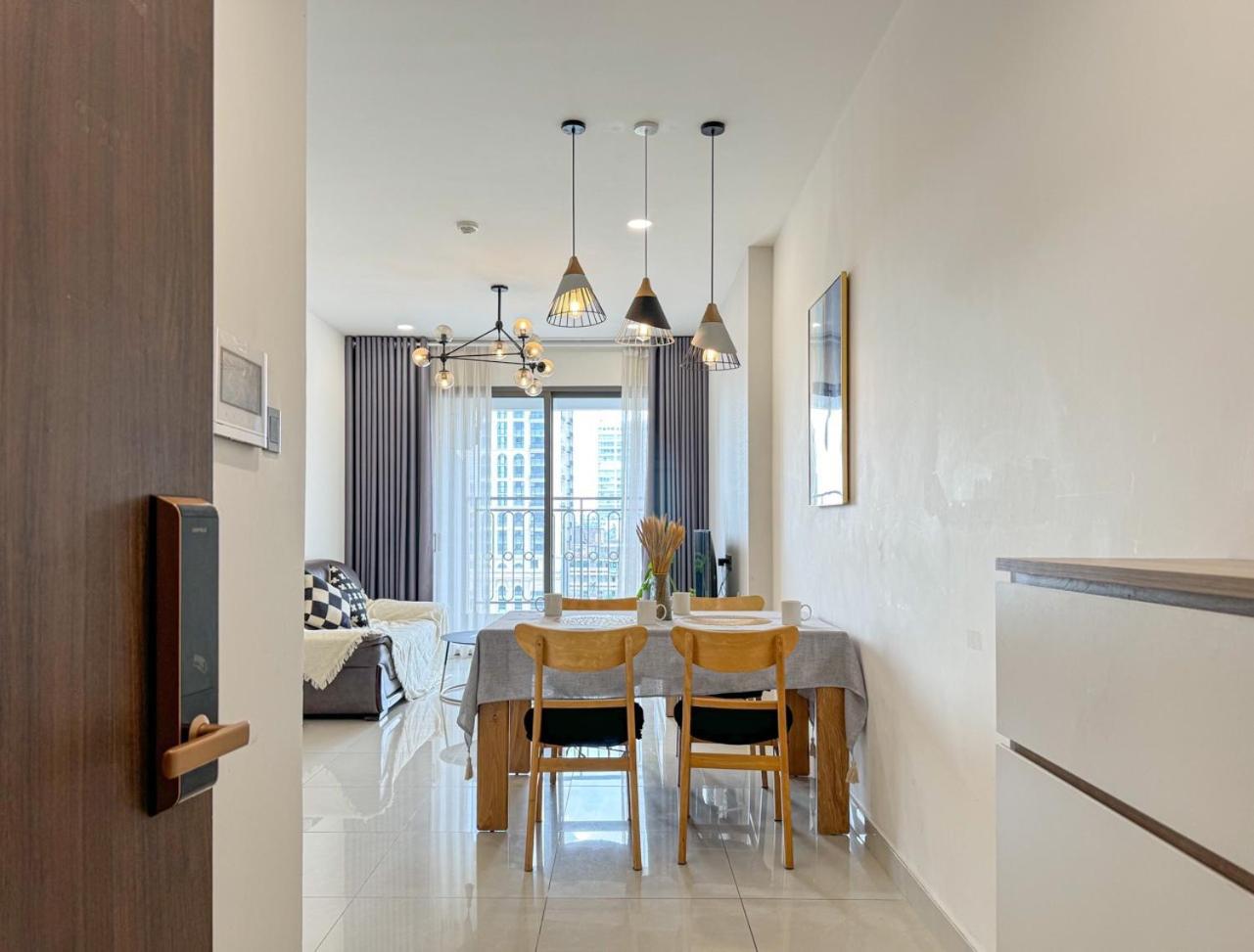 Highend SaigonRoyal 2BR 2WC CityView near BenThanh