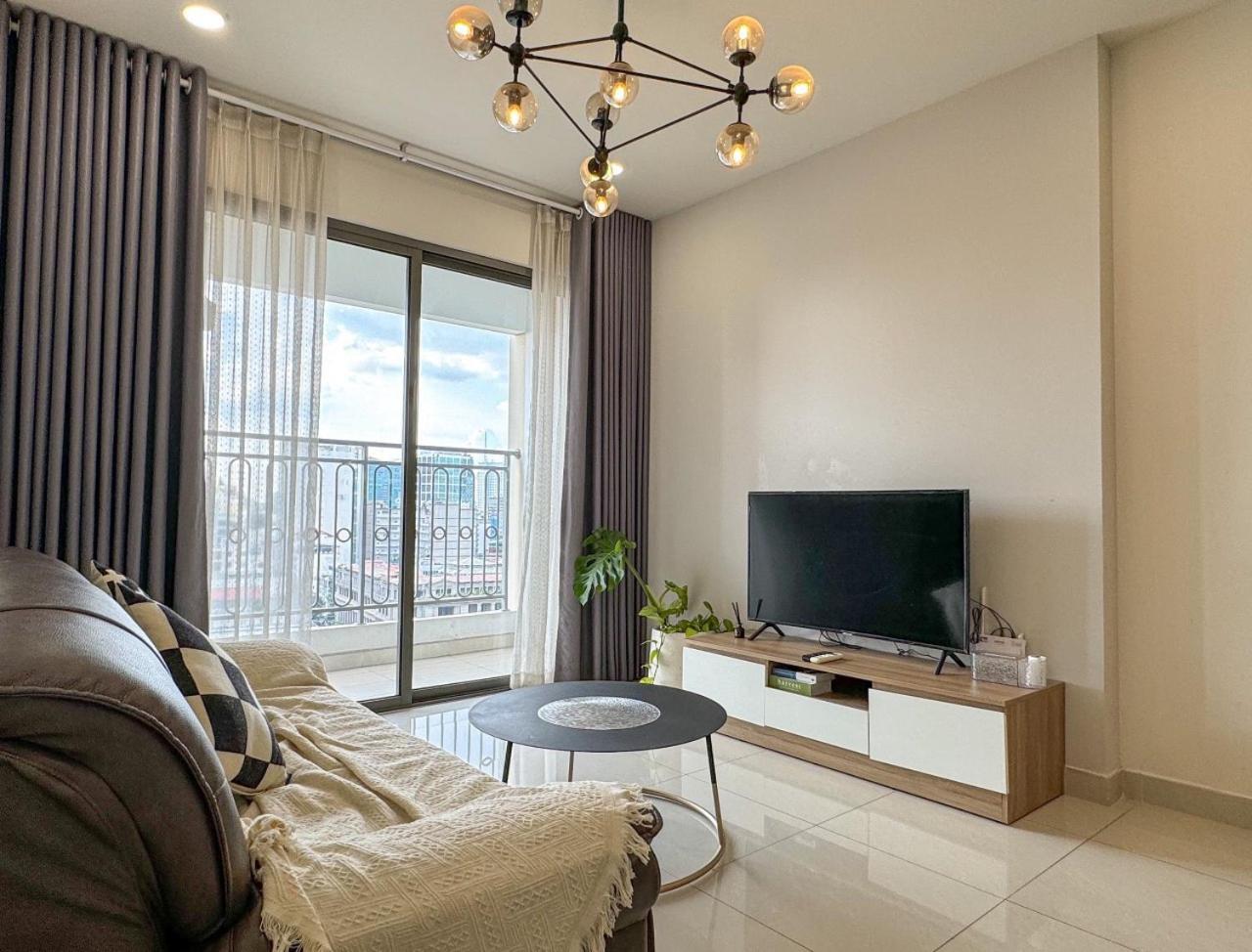 Highend SaigonRoyal 2BR 2WC CityView near BenThanh