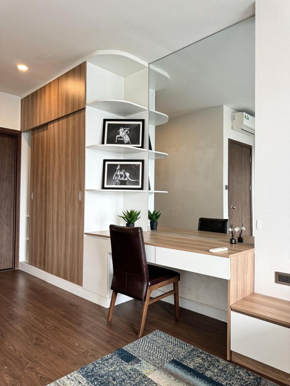 Highend SaigonRoyal 2BR 2WC CityView near BenThanh