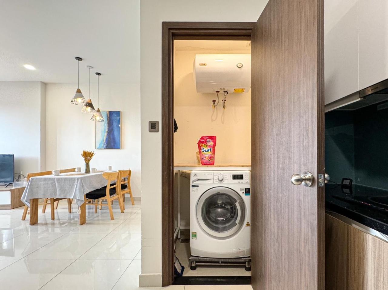 Highend SaigonRoyal 2BR 2WC CityView near BenThanh