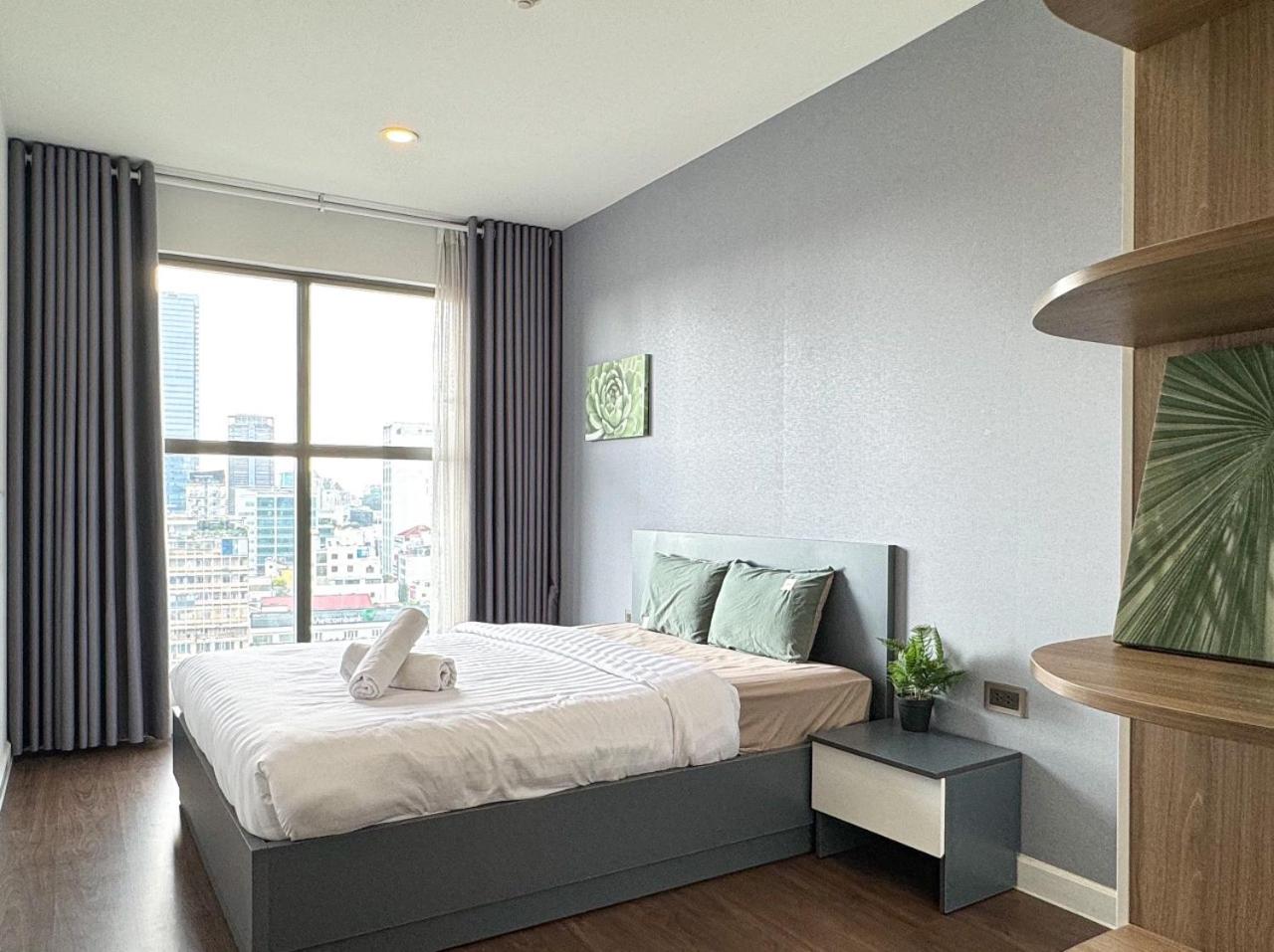Highend SaigonRoyal 2BR 2WC CityView near BenThanh