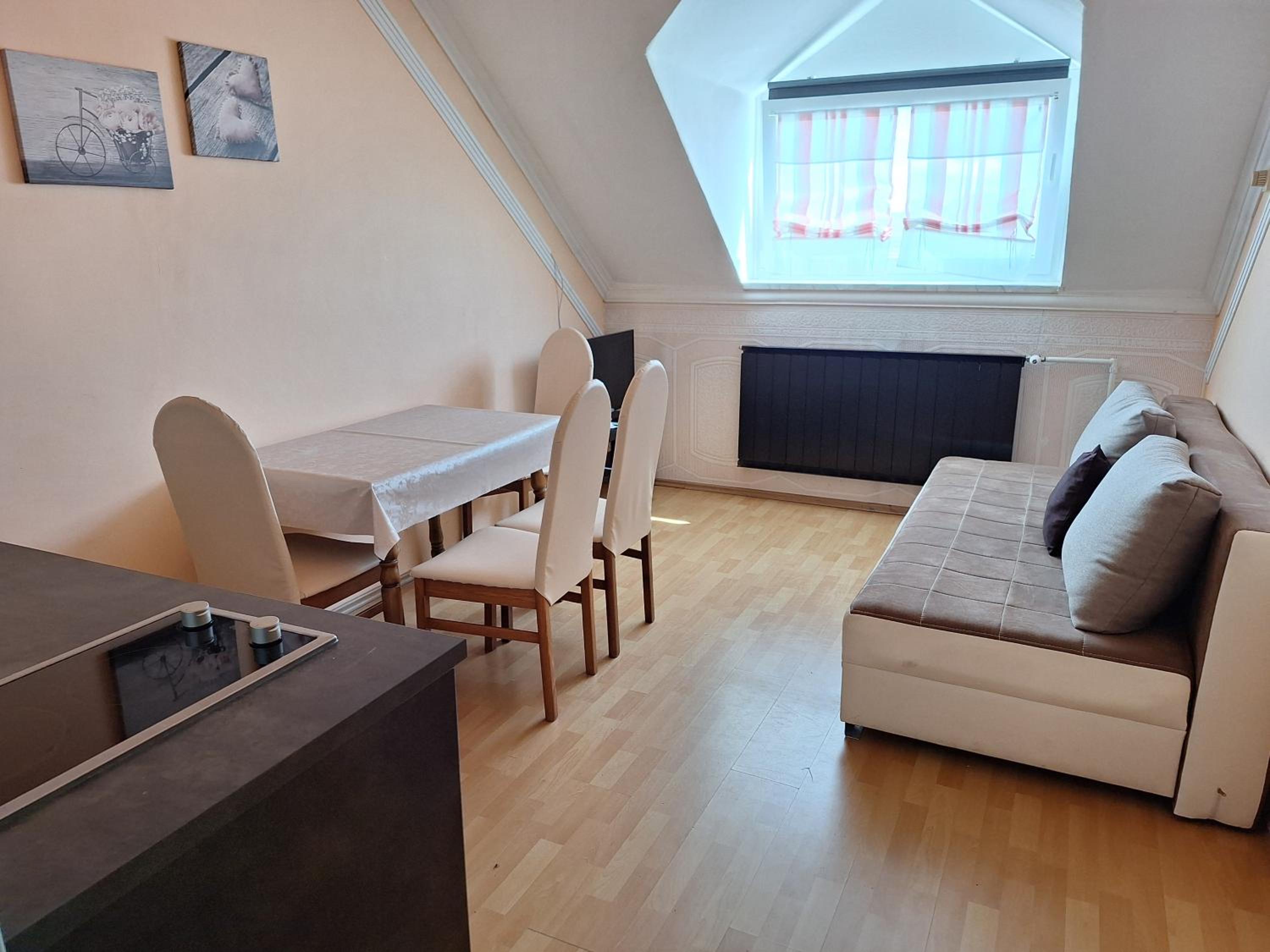 Sylvia Apartman