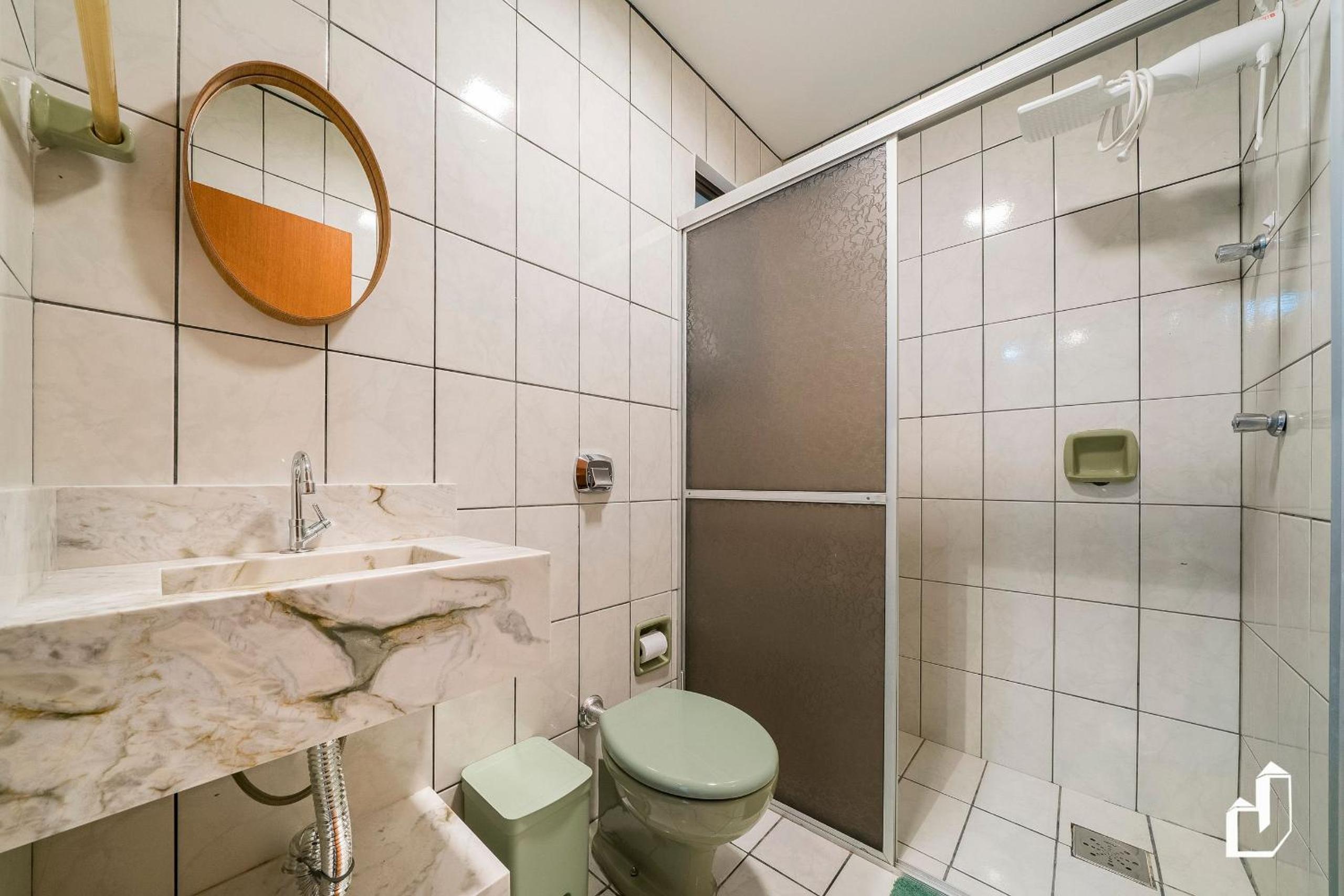 Casa aconchegante com 04 dormitórios
