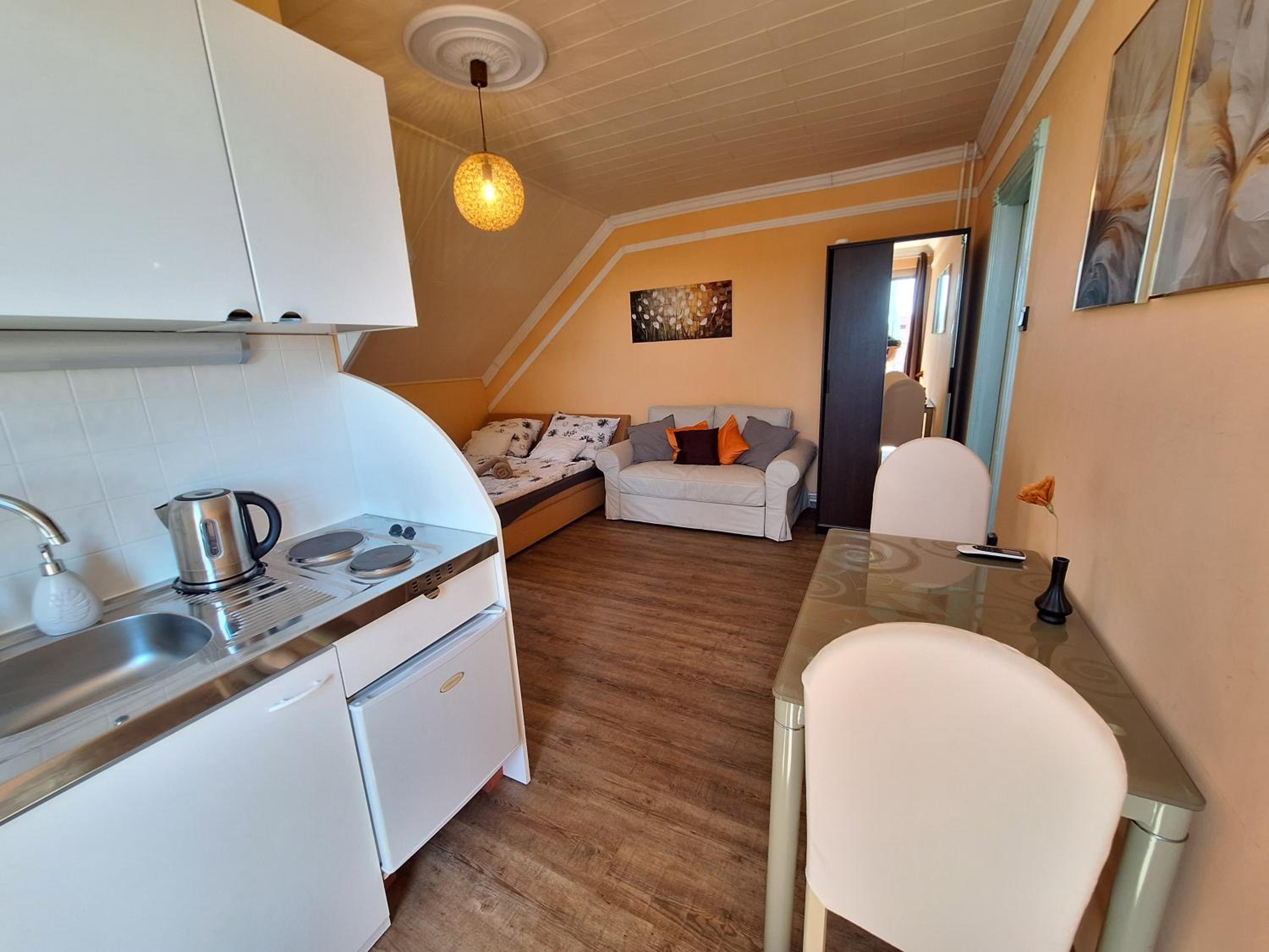 Sylvia Apartman