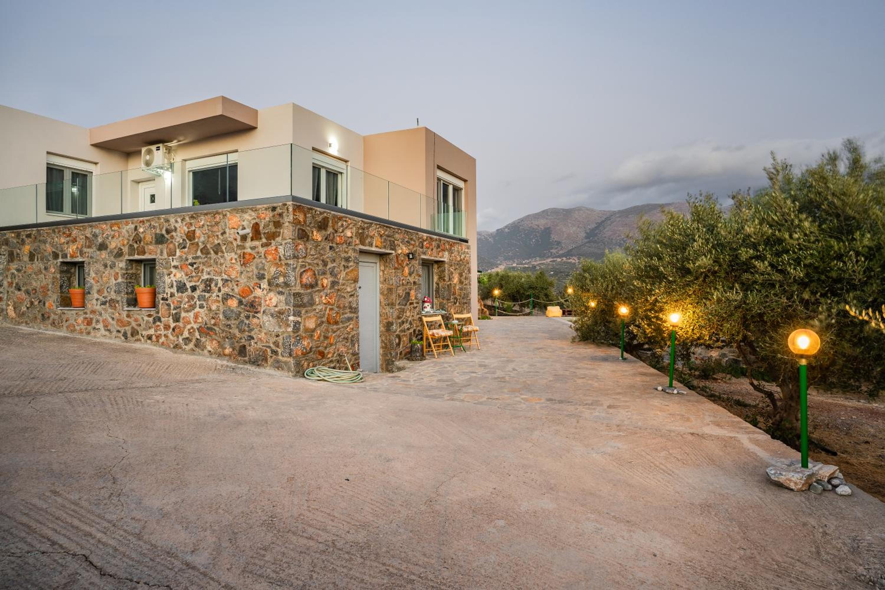 Hotel Villa Aktis with Freshwater Pool and Sea View - Image 1