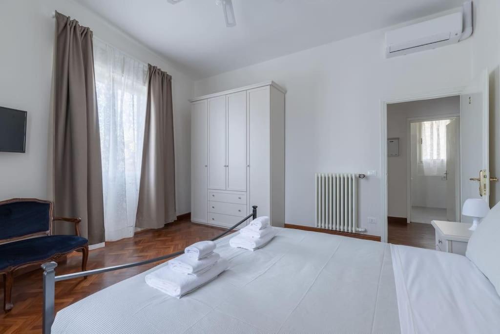 Santa Maria Novella large apartment