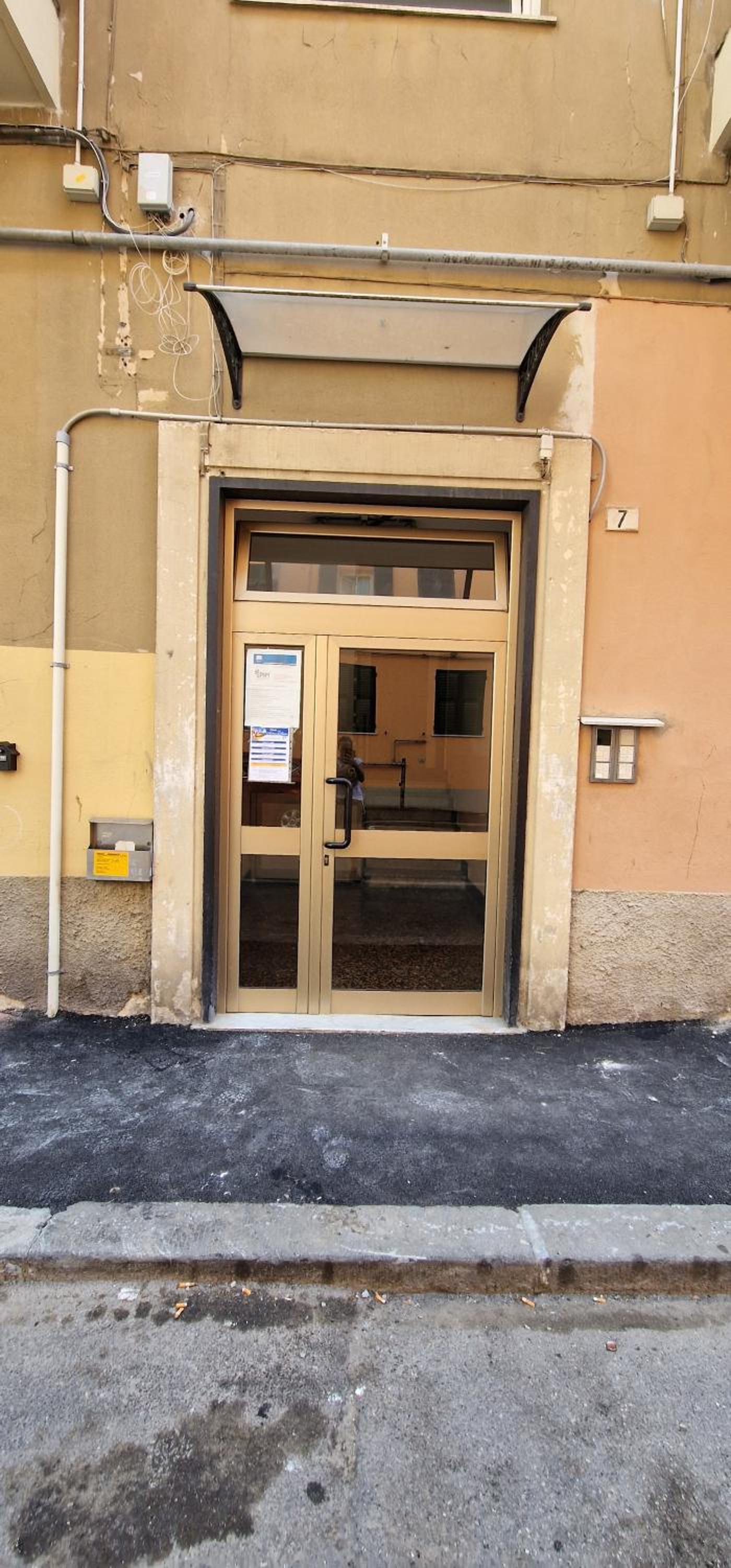 Azzurro Adriatico in Genova Est