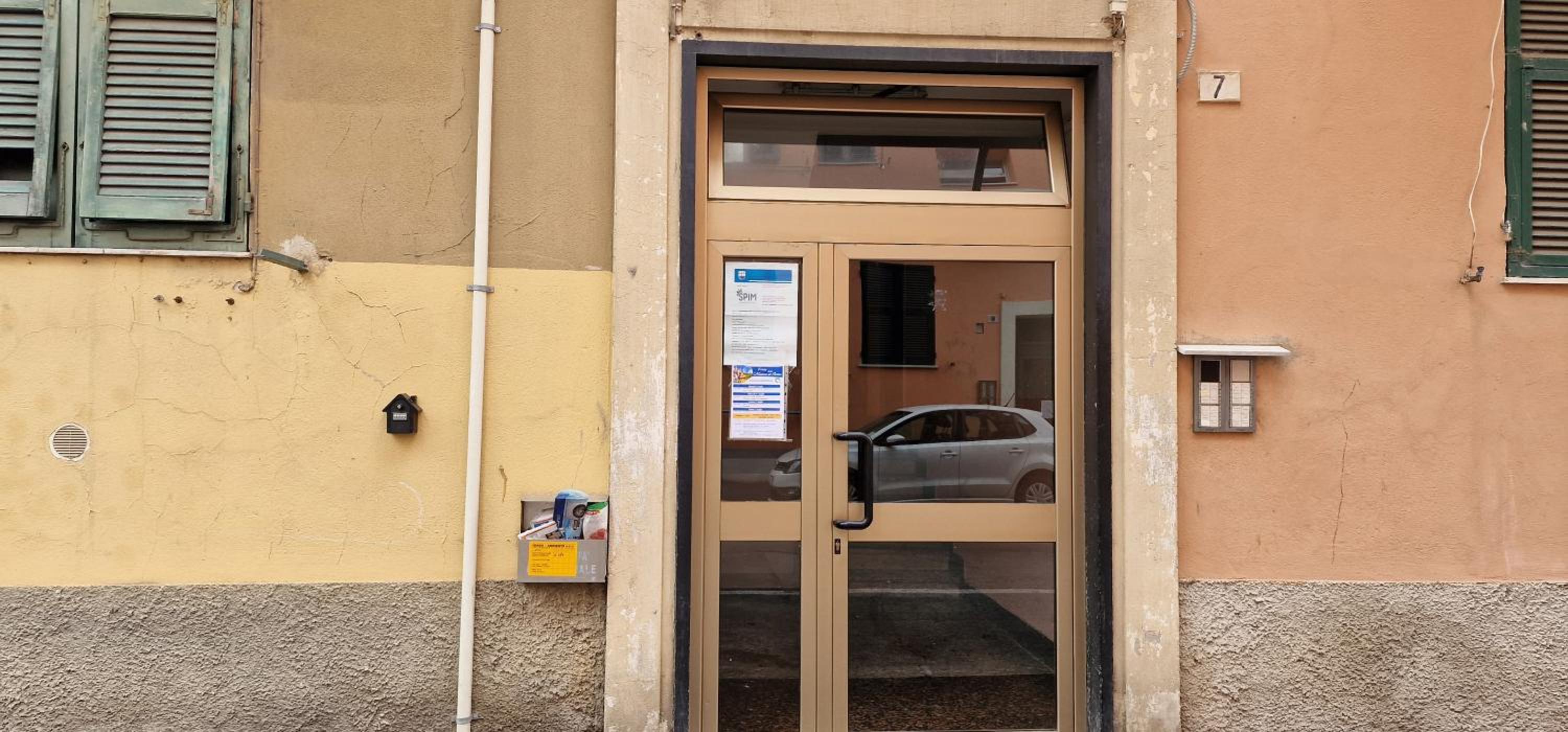 Azzurro Adriatico in Genova Est