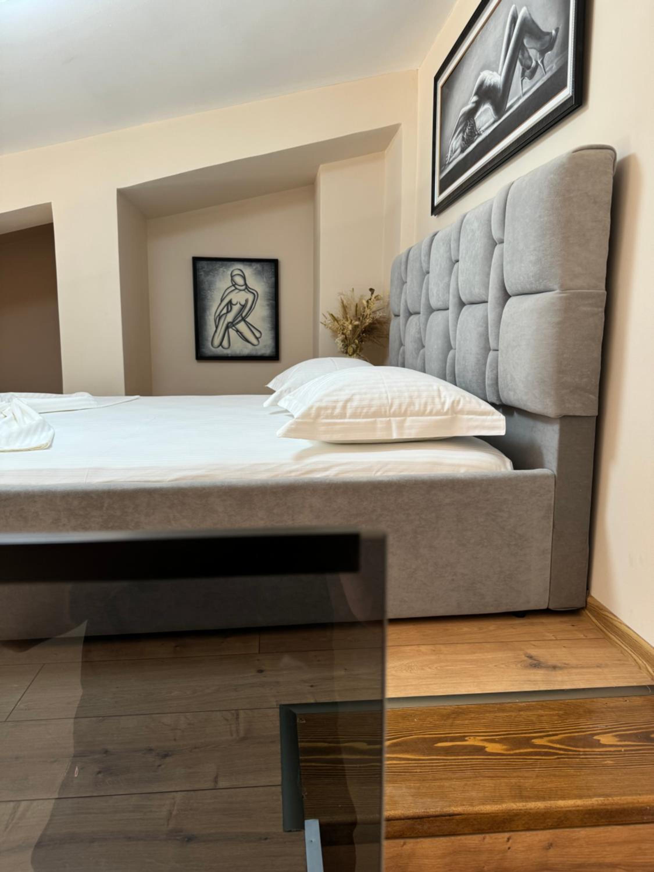 Haris Apartments Tirana