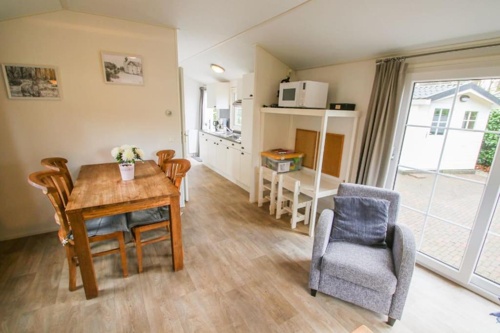 Luxe vrijstaande chalet view 2