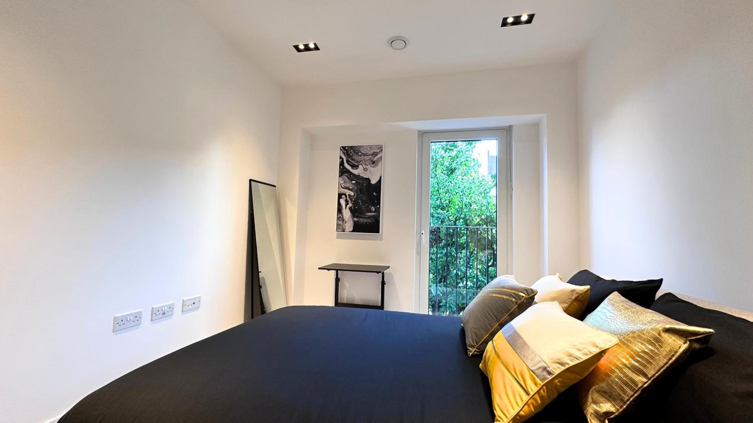 Luxury London Stays - US Embassy