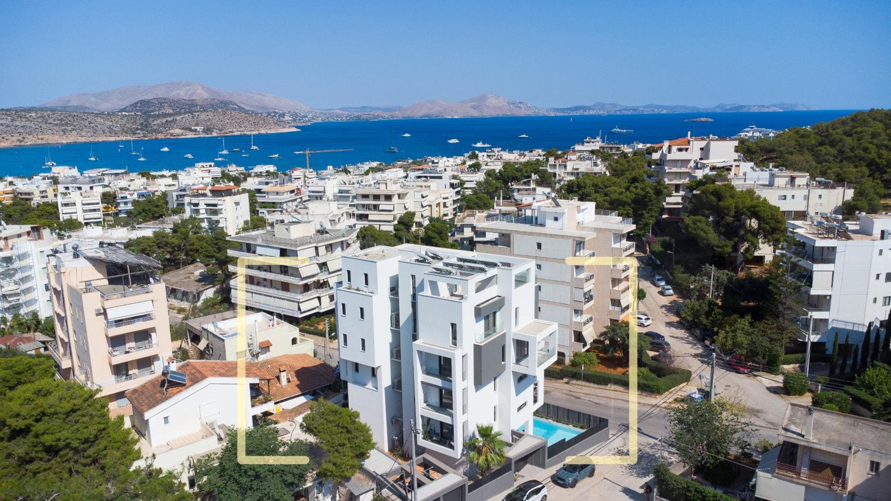 Emerald Stone Apartment Varkiza