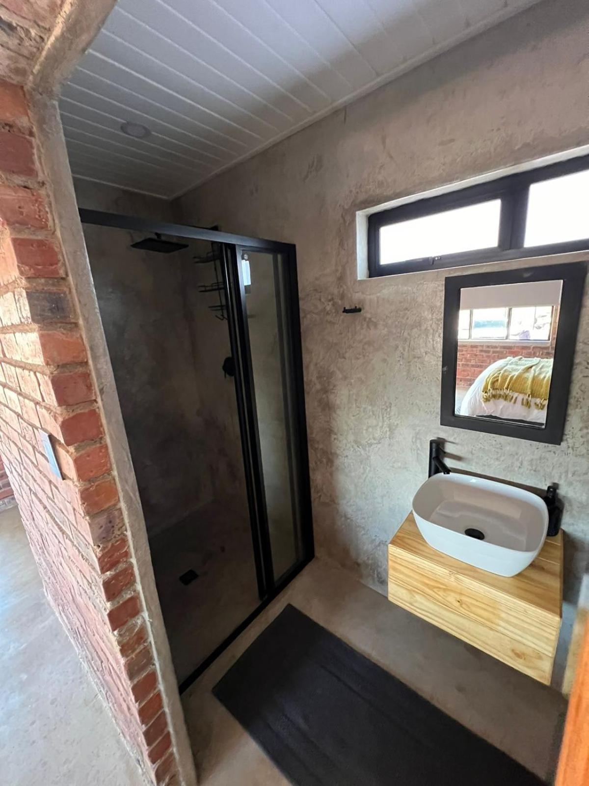 RhinoStay